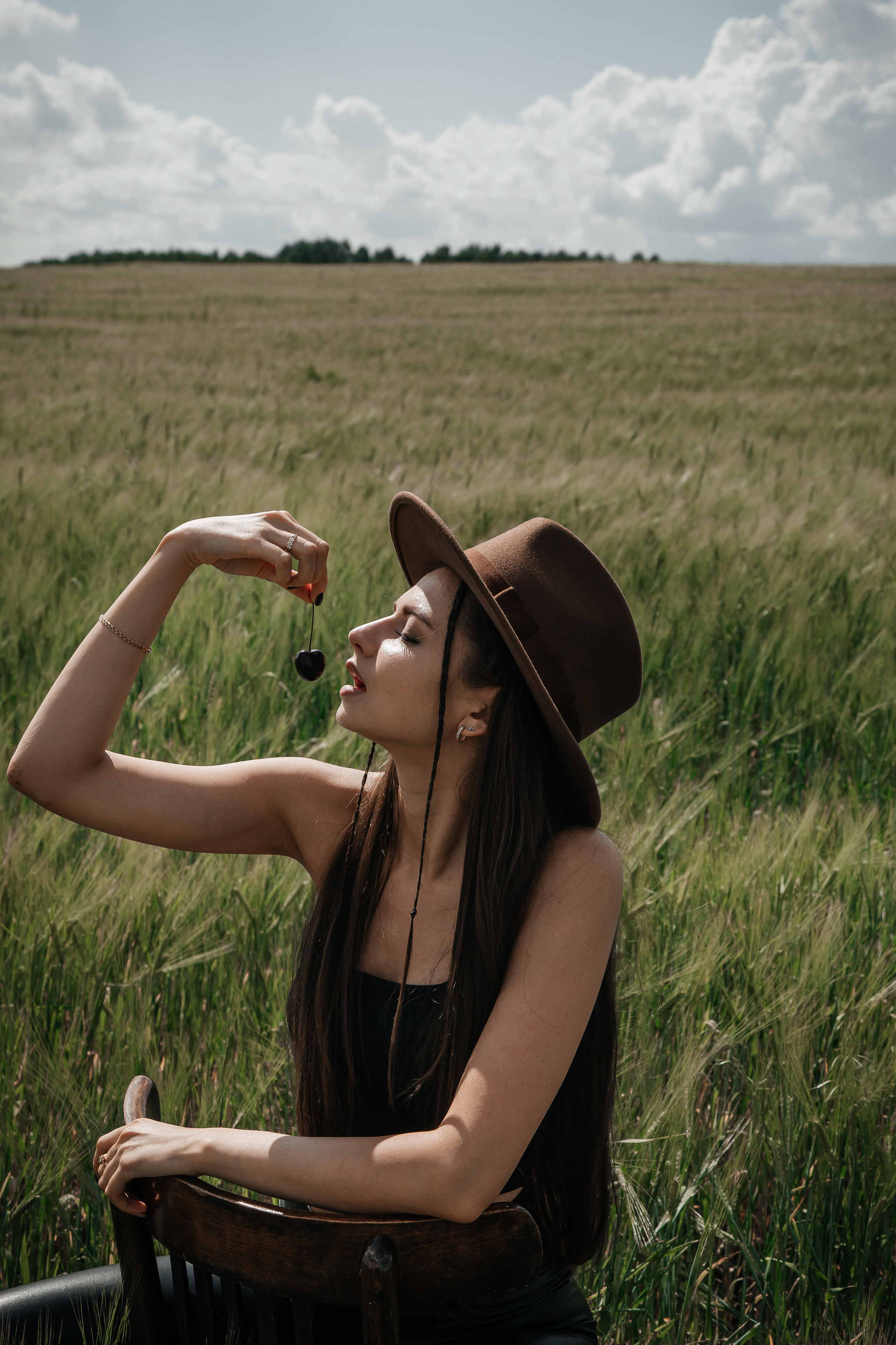 ФОТОСЕССИЯ В ЯЧМЕННОМ ПОЛЕ. Фотограф в Киселёвске Татьяна Трухалева