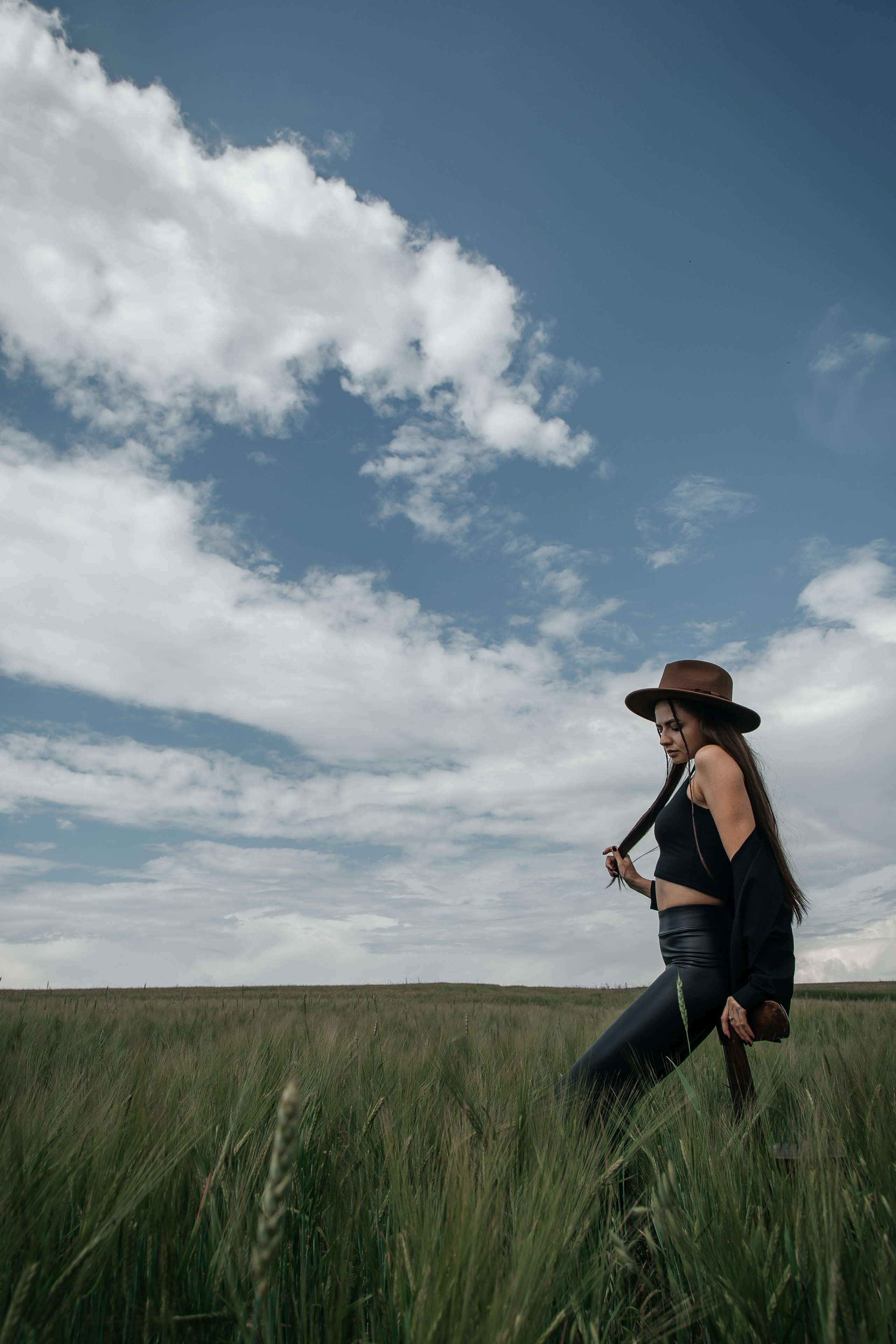 ФОТОСЕССИЯ В ЯЧМЕННОМ ПОЛЕ. Фотограф в Киселёвске Татьяна Трухалева