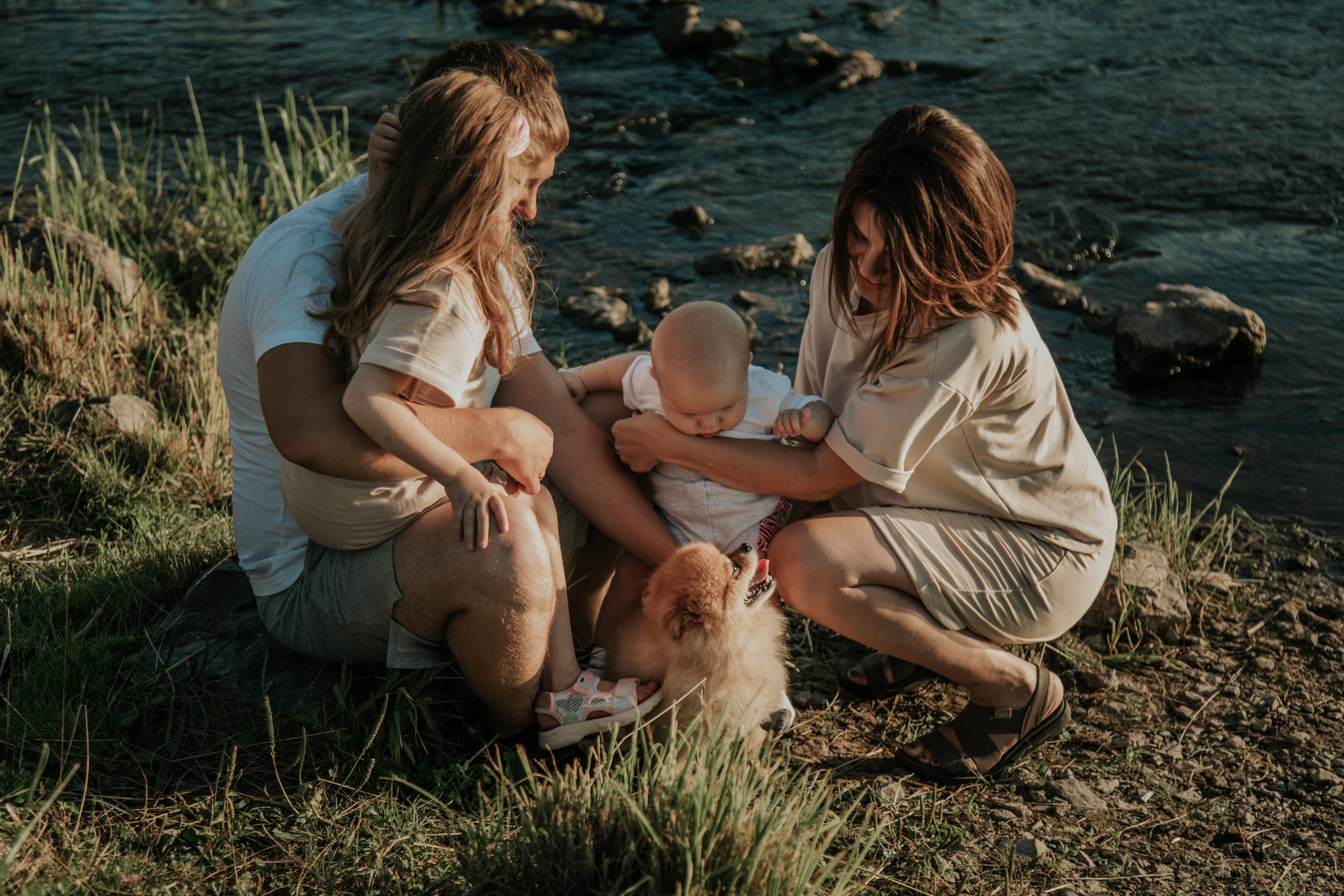 Алина, Павел, Лизонька, Илюша и Пуфик. Фотограф в Киселёвске Татьяна Трухалева