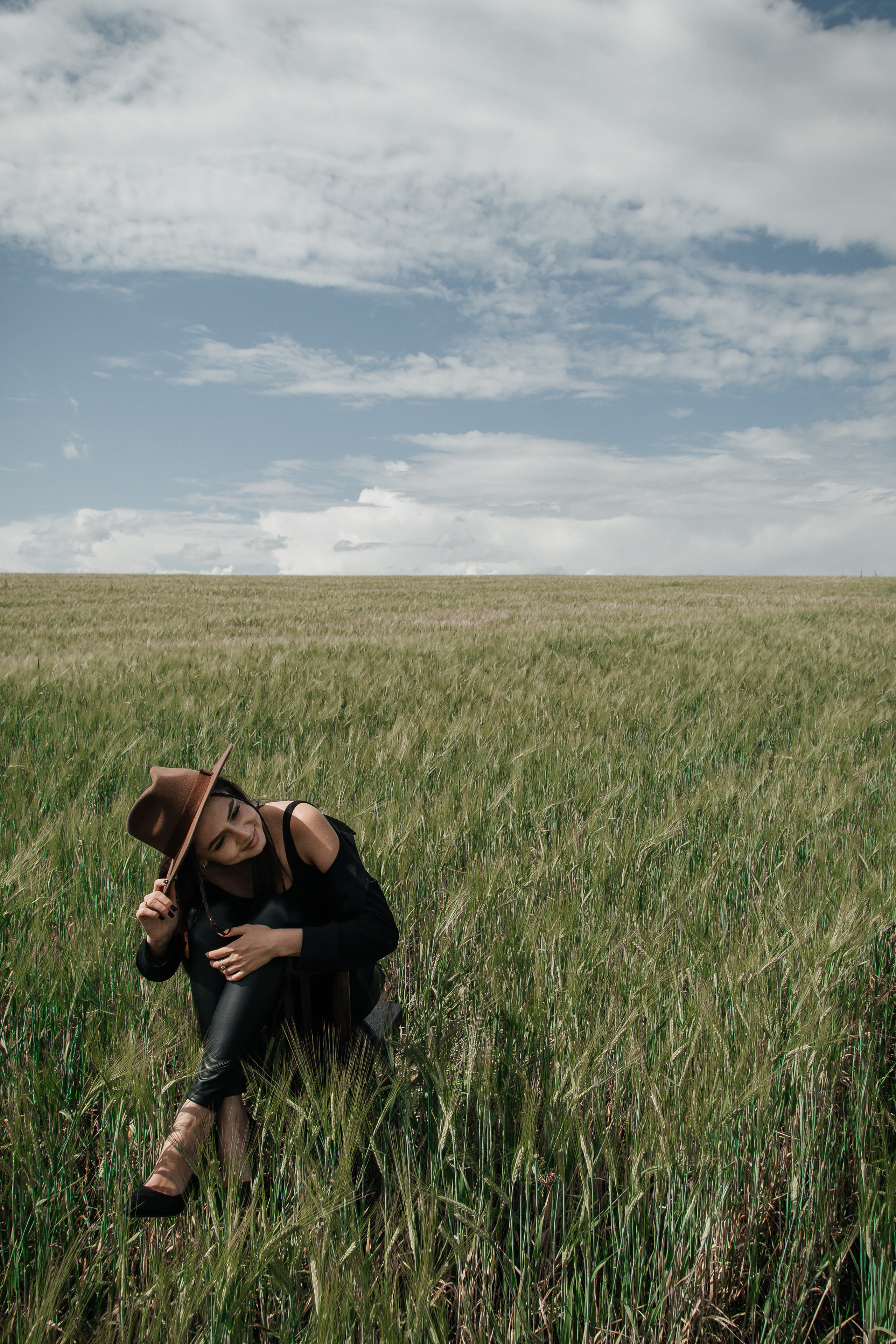 ФОТОСЕССИЯ В ЯЧМЕННОМ ПОЛЕ. Фотограф в Киселёвске Татьяна Трухалева