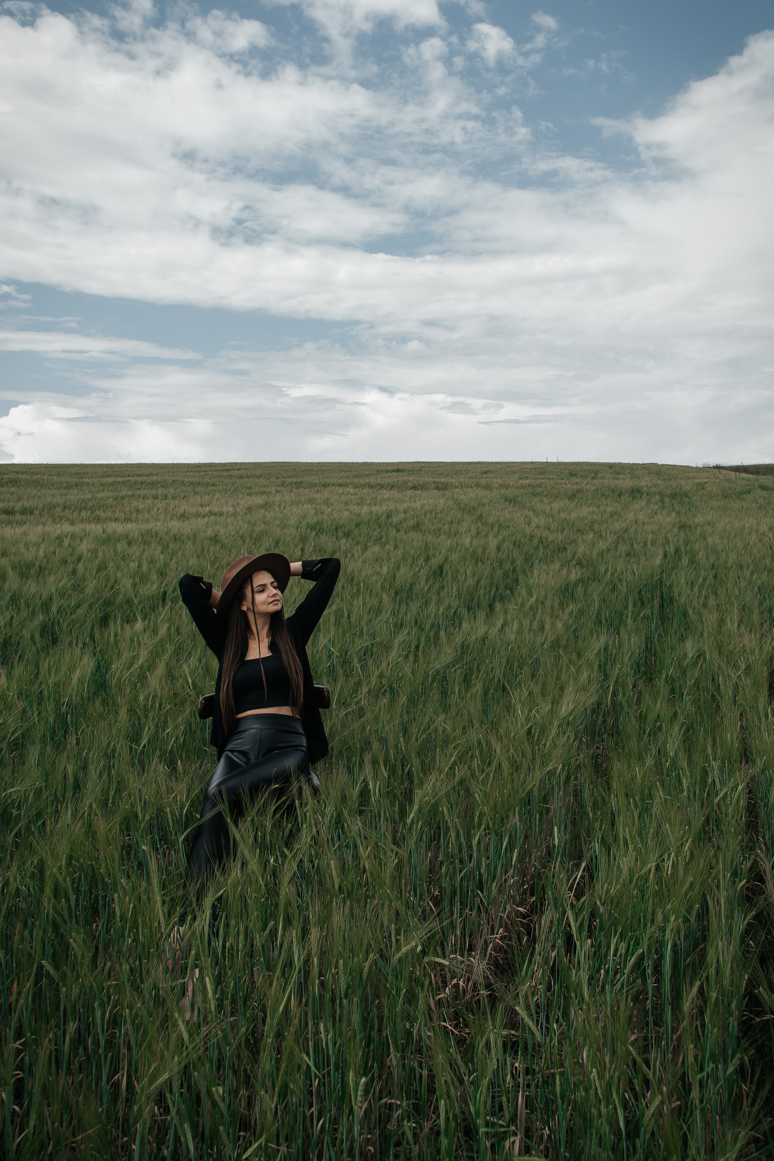 ФОТОСЕССИЯ В ЯЧМЕННОМ ПОЛЕ. Фотограф в Киселёвске Татьяна Трухалева