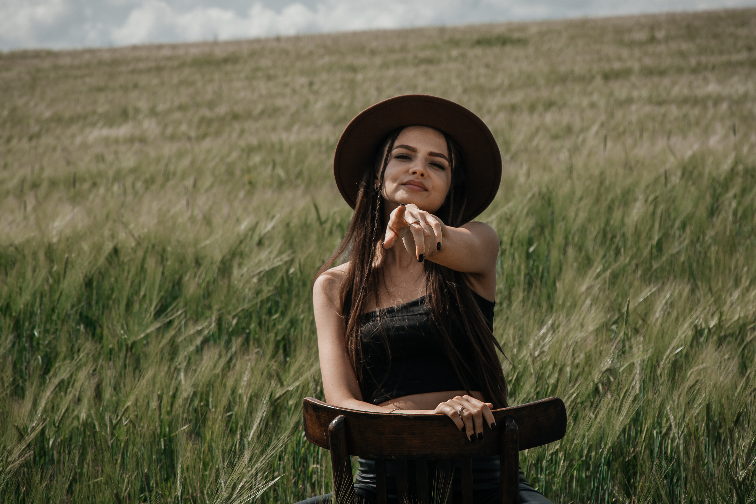 ФОТОСЕССИЯ В ЯЧМЕННОМ ПОЛЕ. Фотограф в Киселёвске Татьяна Трухалева