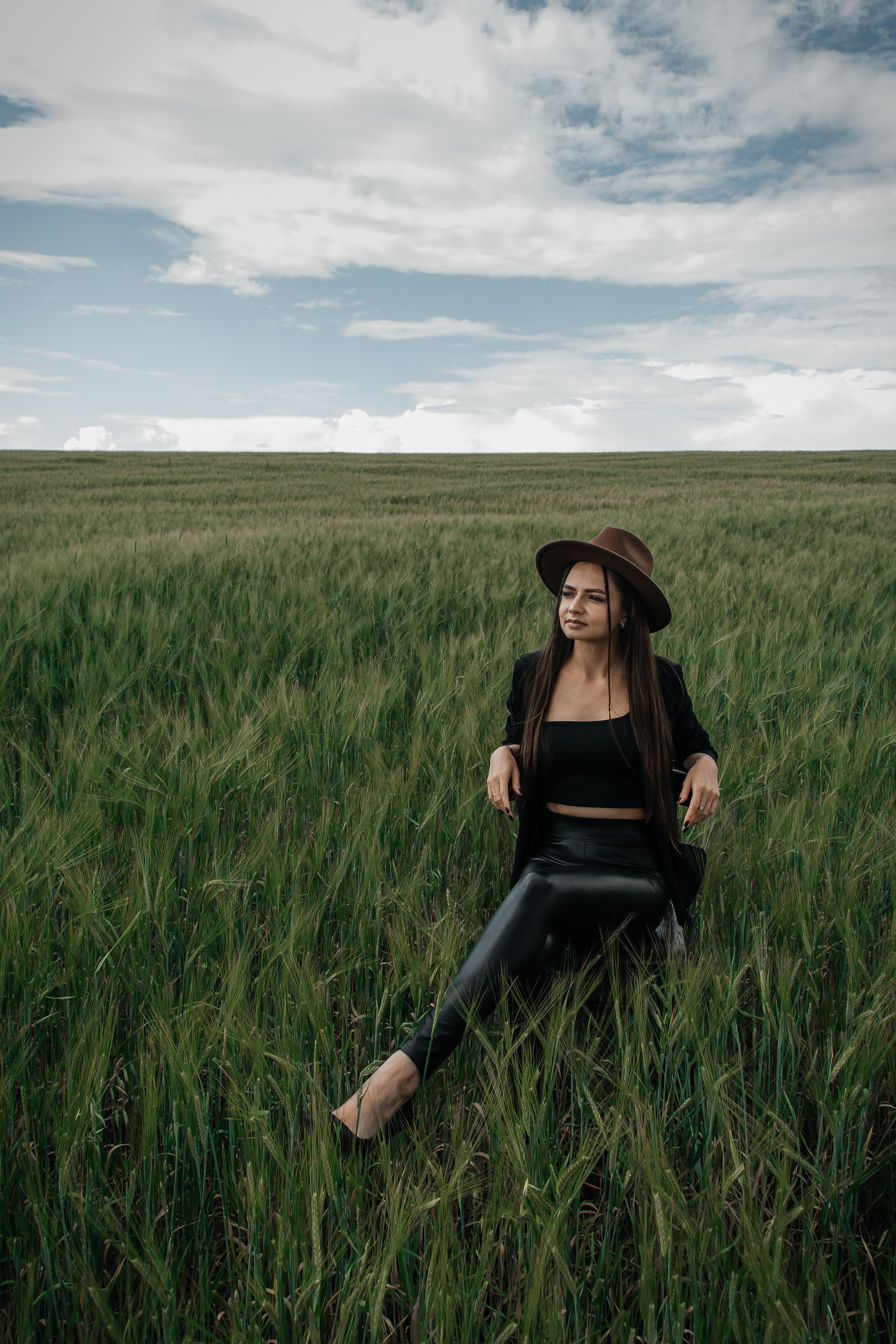 ФОТОСЕССИЯ В ЯЧМЕННОМ ПОЛЕ. Фотограф в Киселёвске Татьяна Трухалева