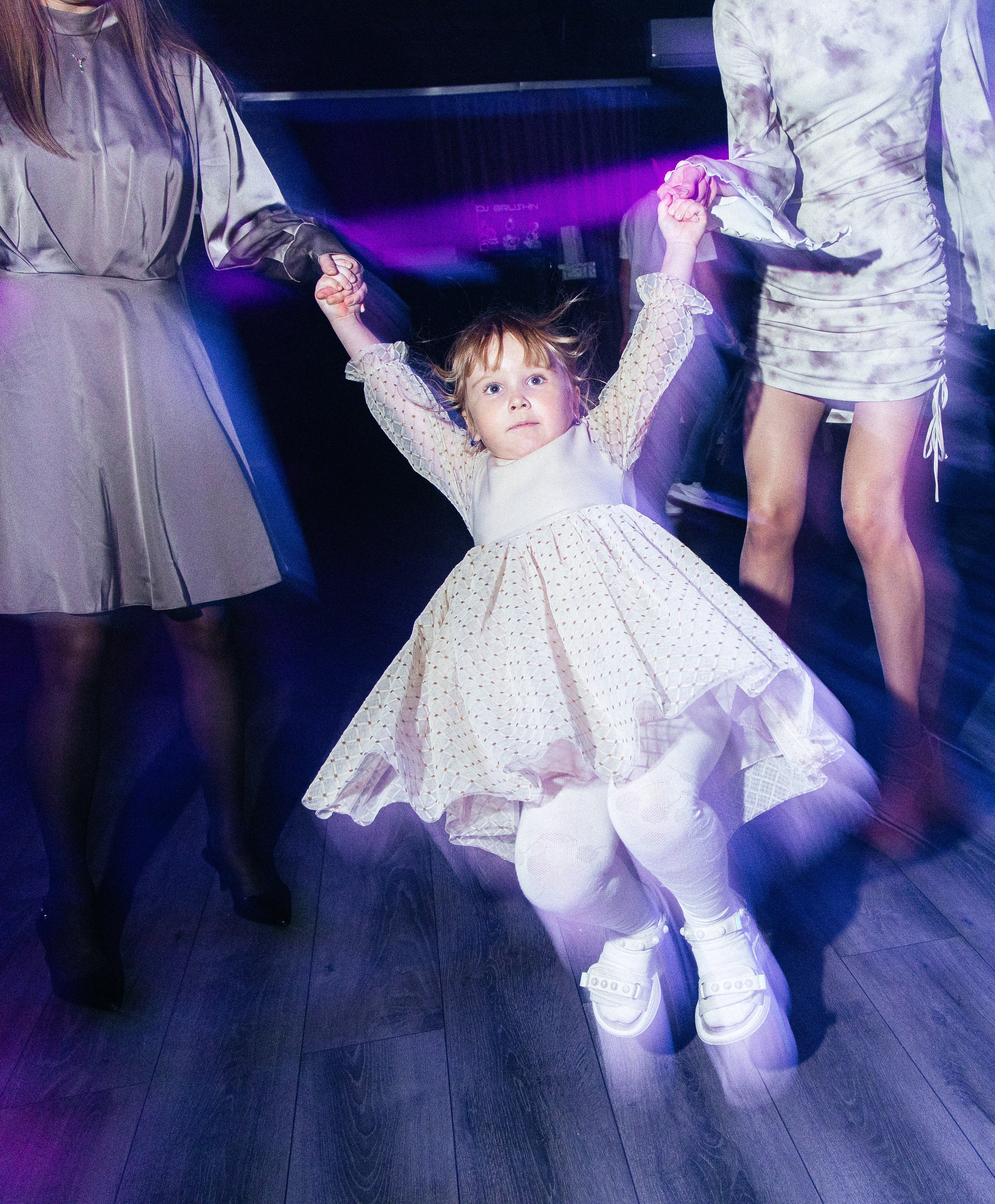 Свидетель Корги. Артём Бачурин — свадебный фотограф Воронеж