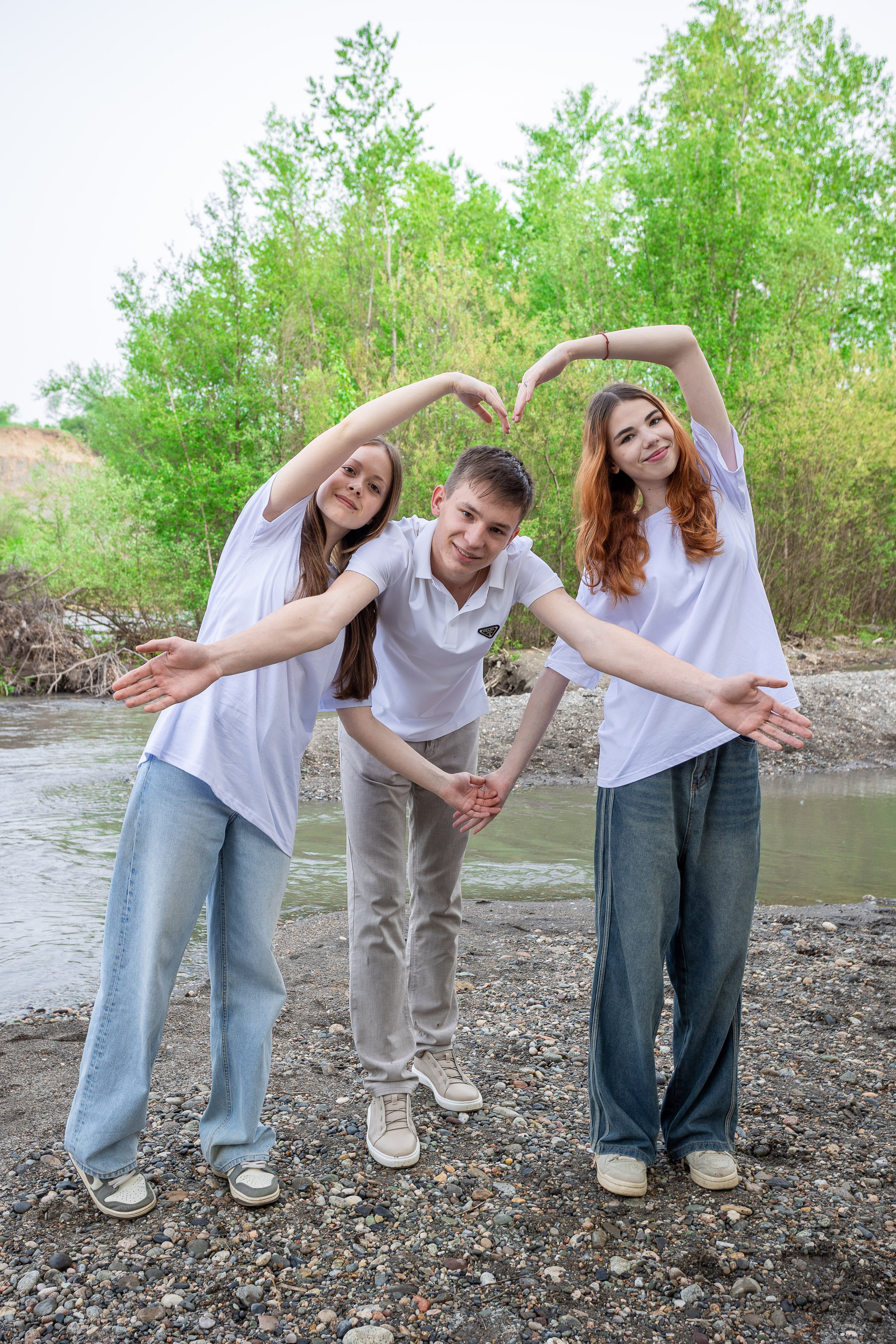 Уличная фотосессия на выпускной альбом. Выпускные альбомы Майкоп, Краснодар Елена Золотарева