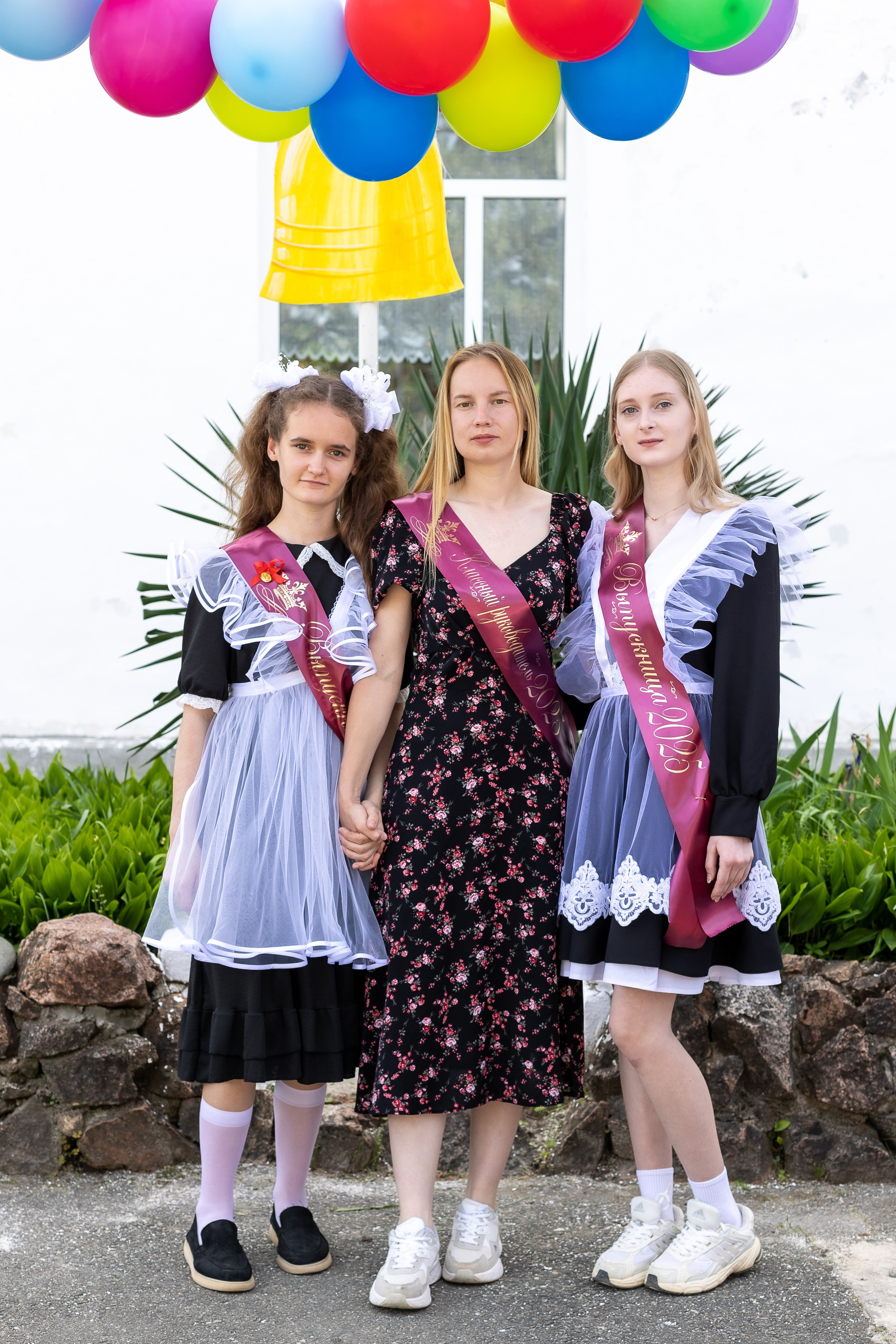 Последний звонок. Выпускные альбомы Майкоп, Краснодар Елена Золотарева