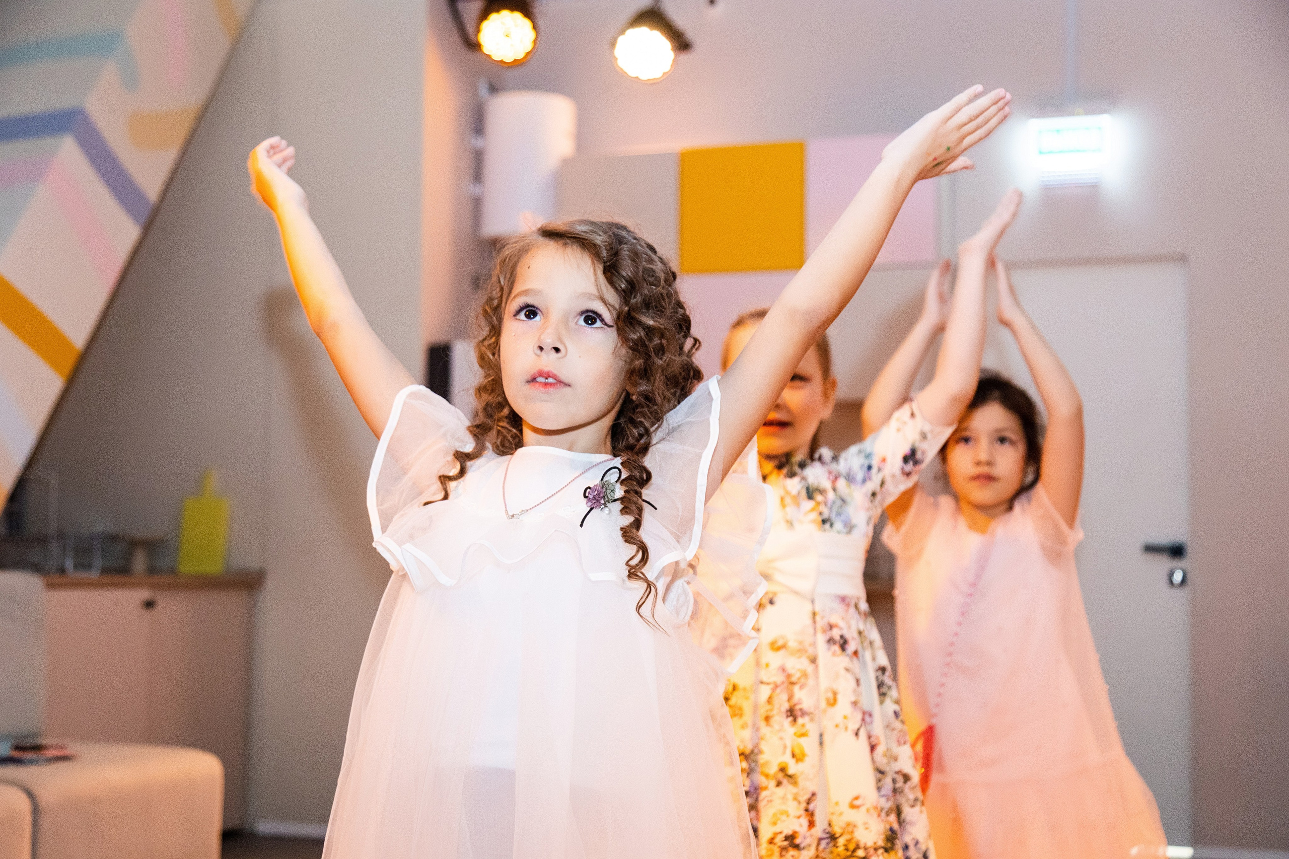 Нелли 7 лет. Детский фотограф видеограф в Хабаровске Михаил Орлов