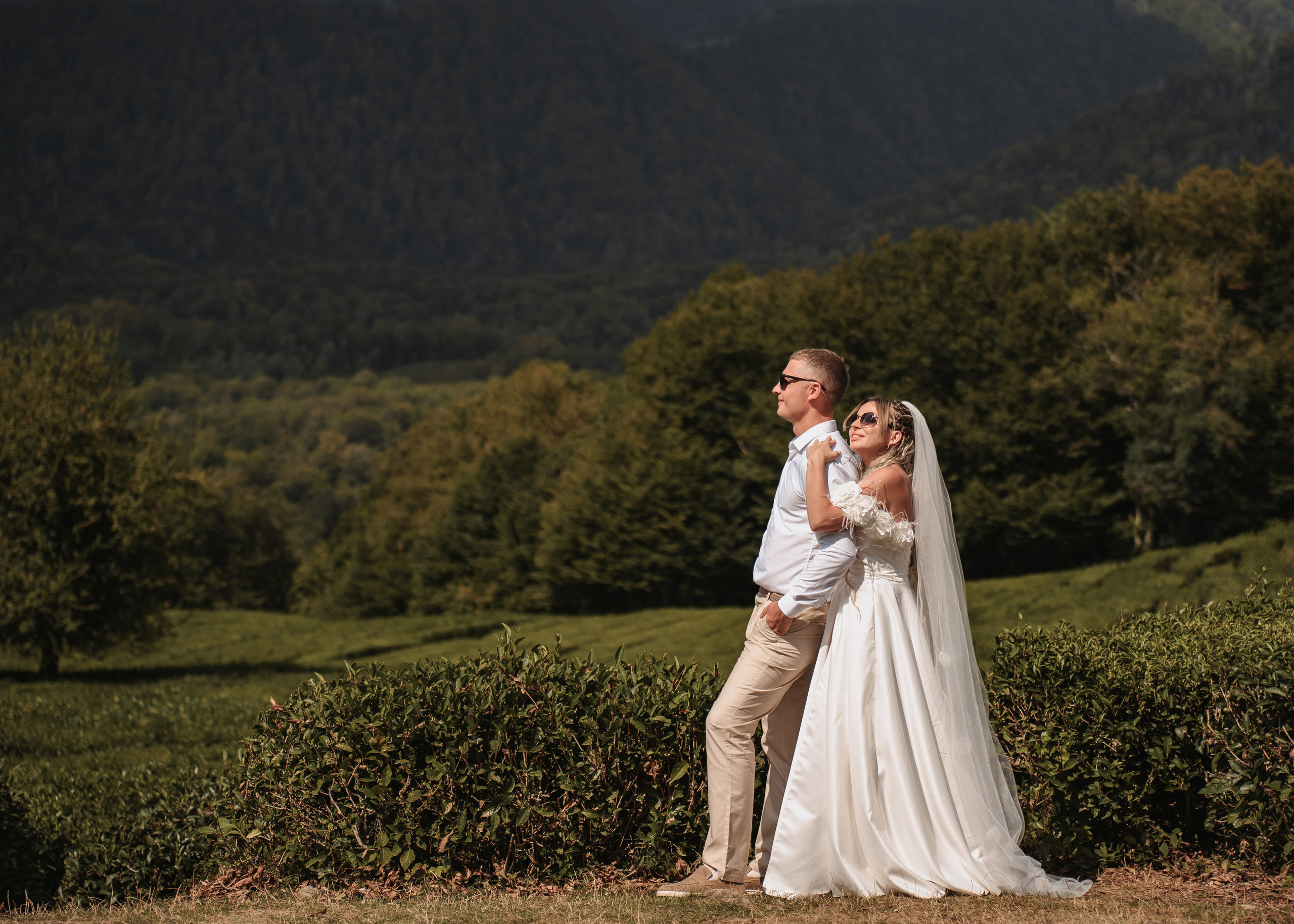 Место для фотосессии в Сочи, Адлере. Красивые свадебные фотосессии. Алина Бернд — свадебный и индивидуальный фотограф в Сочи и Адлере