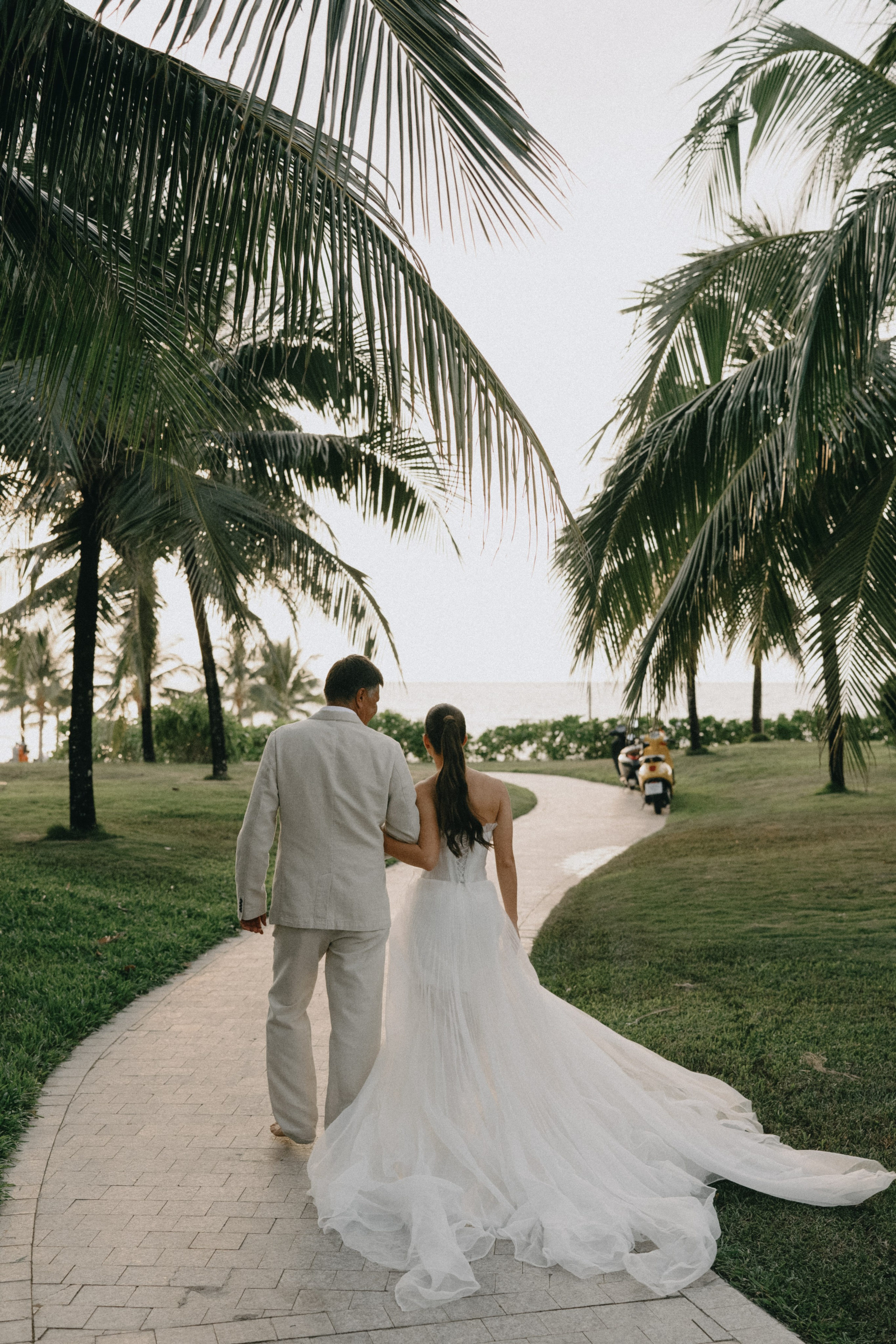 Иван & Анастасия. La Marée wedding agency Свадебное агентство на Фукуоке, Вьетнам — организация свадеб, декор, координация и помощь парам для идеального дня