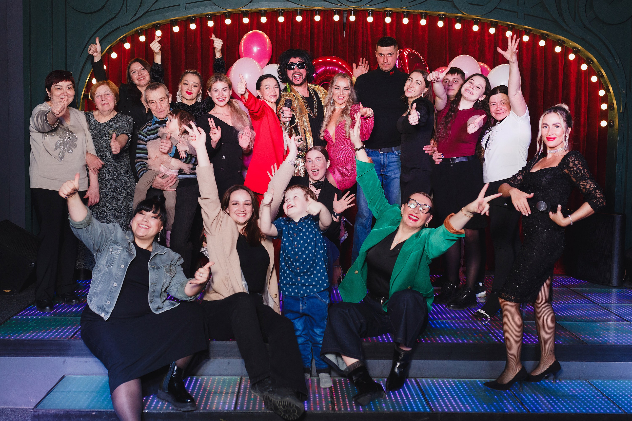 Фотографии с частных мероприятий. Roman — Репортажный фотограф в Новосибирске