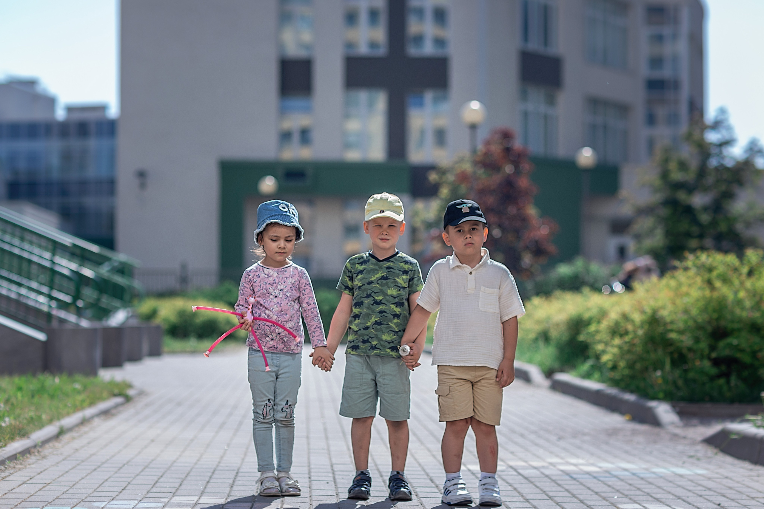 Весна в саду_2024 год. Семейный фотограф в Санкт-Петербурге