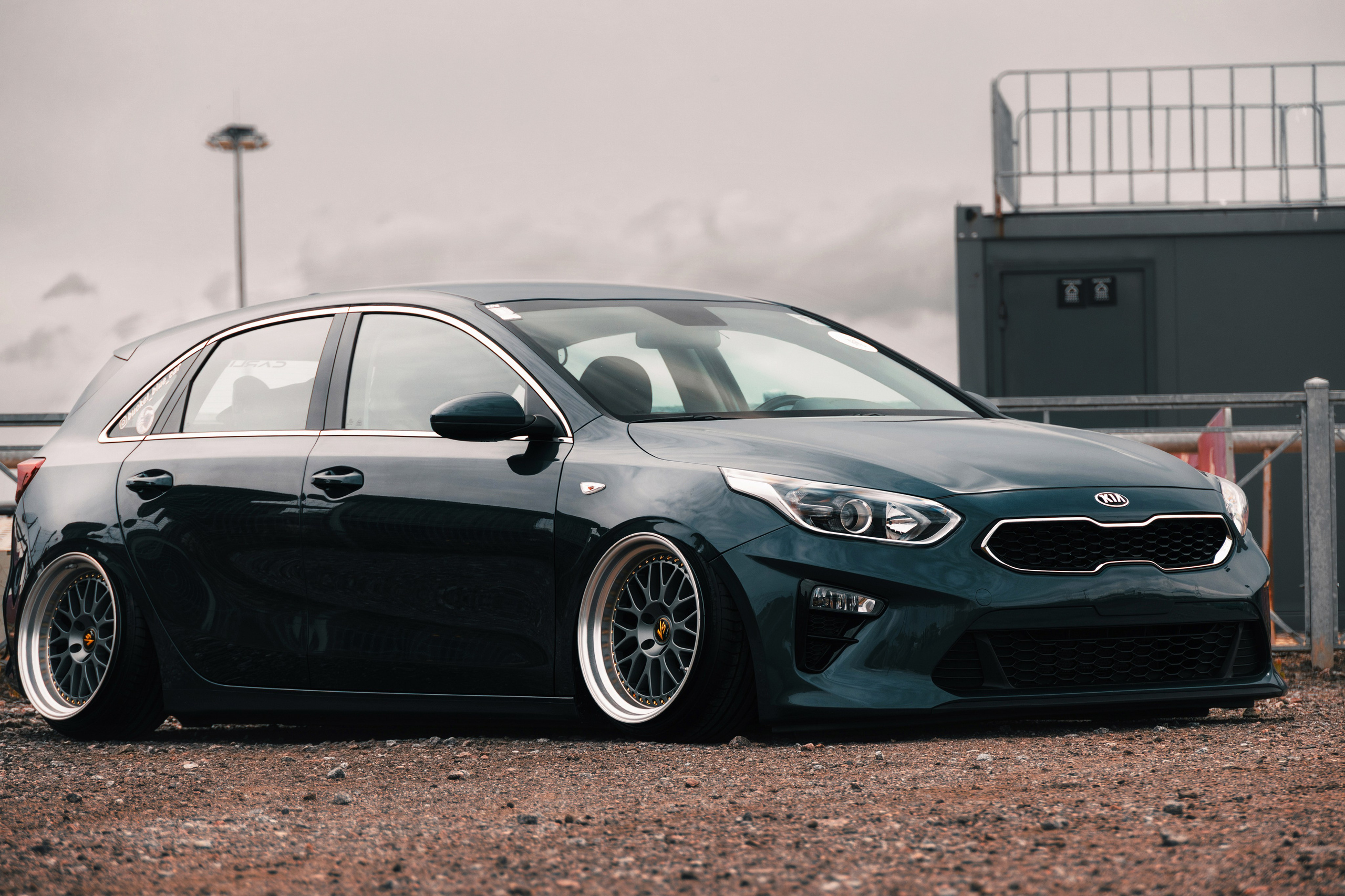 IDDC Этап 2: Бетонный Колизей и блогеры в деле