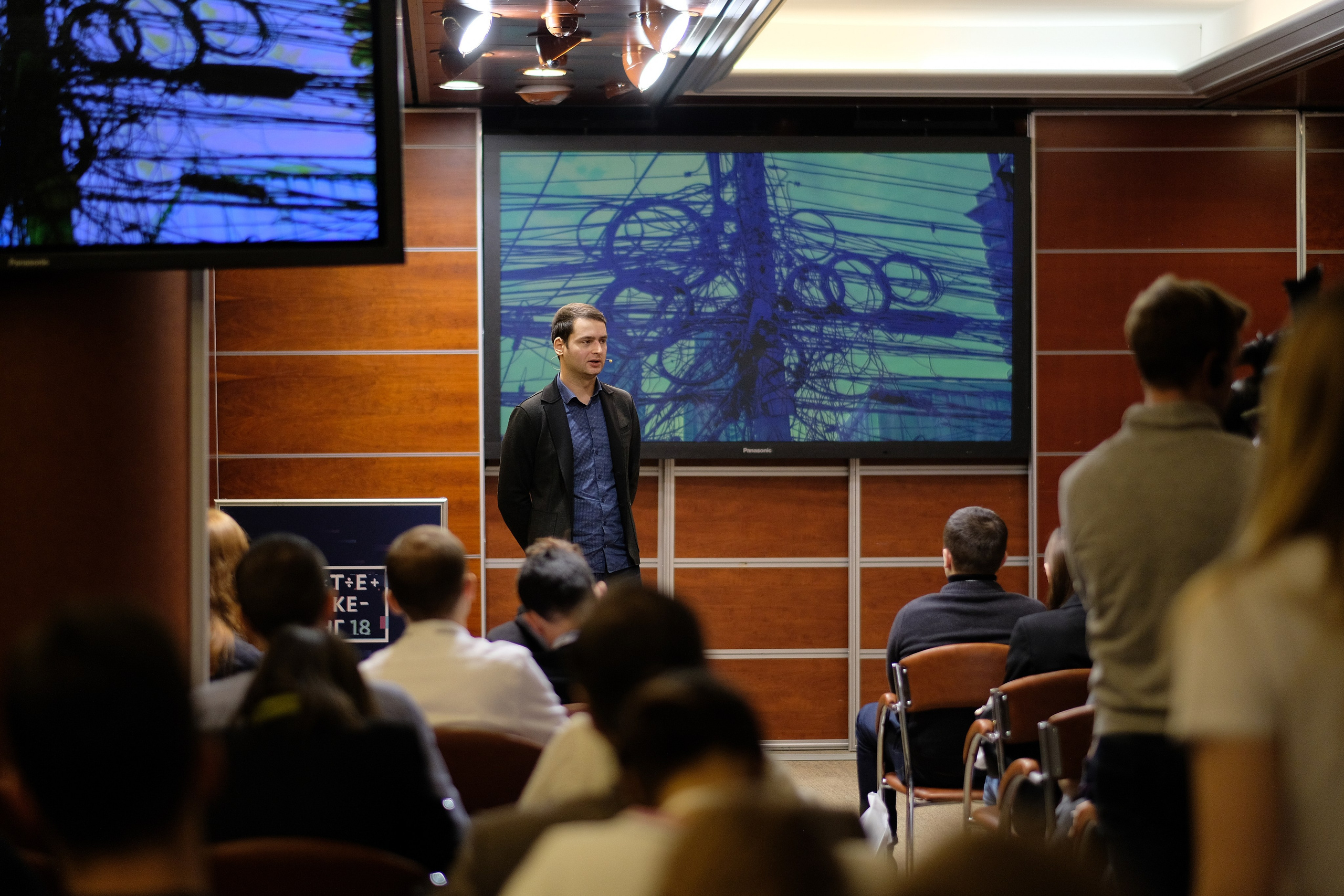 Матемаркетинг — 7 ноября 2018. Фотобанк Матемаркетинг