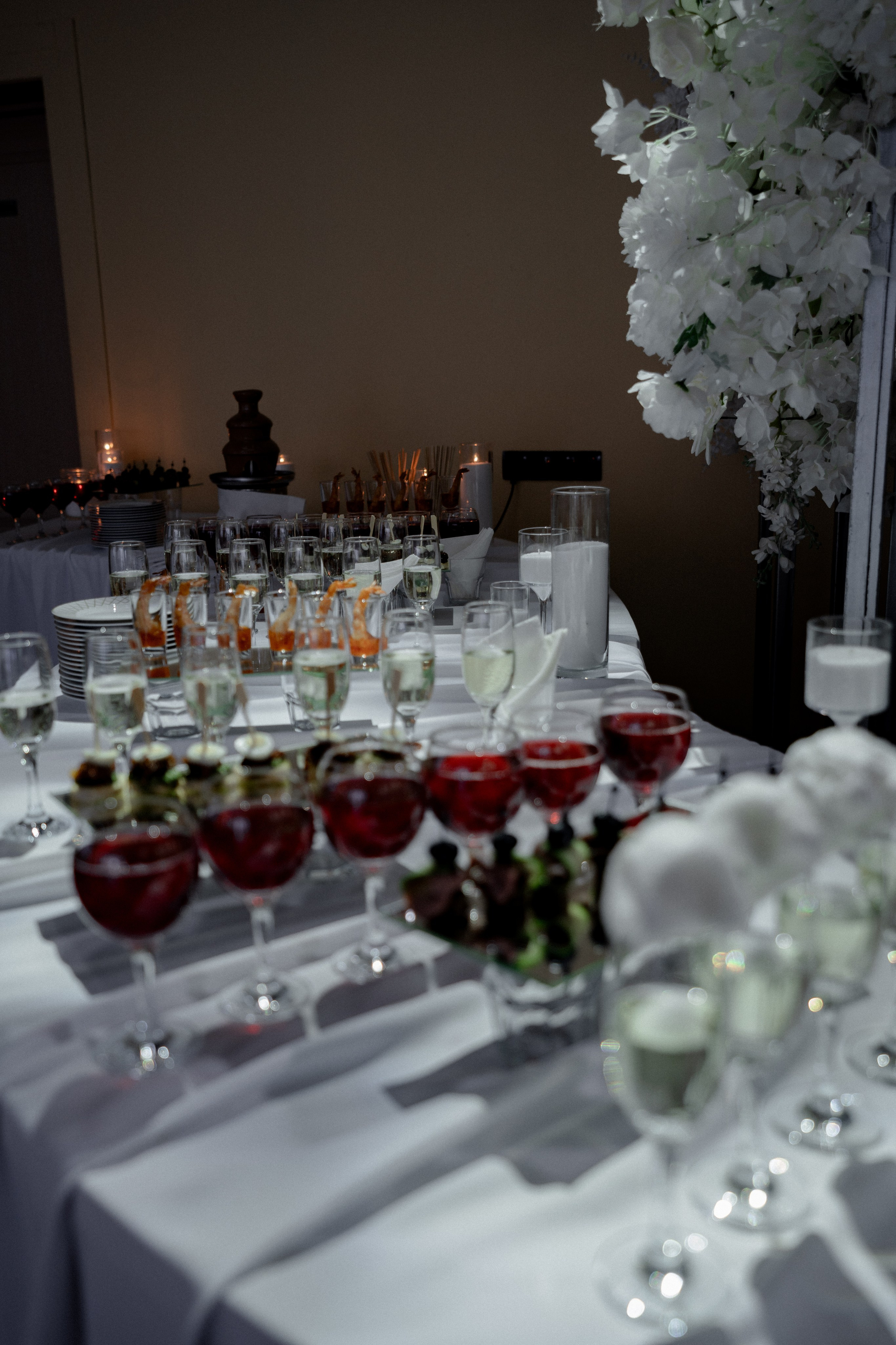 СВАДЕБНАЯ СЬЕМКА СБОРОВ В ОТЕЛЕ И ВЫЕЗД НА ЦЕРЕМОНИЮ (СНЯТО В СИБИРЕ В НИЖНЕВАРТОВСКЕ). Профессиональный фотограф, Санкт-Петербург — Виктория Богомолова