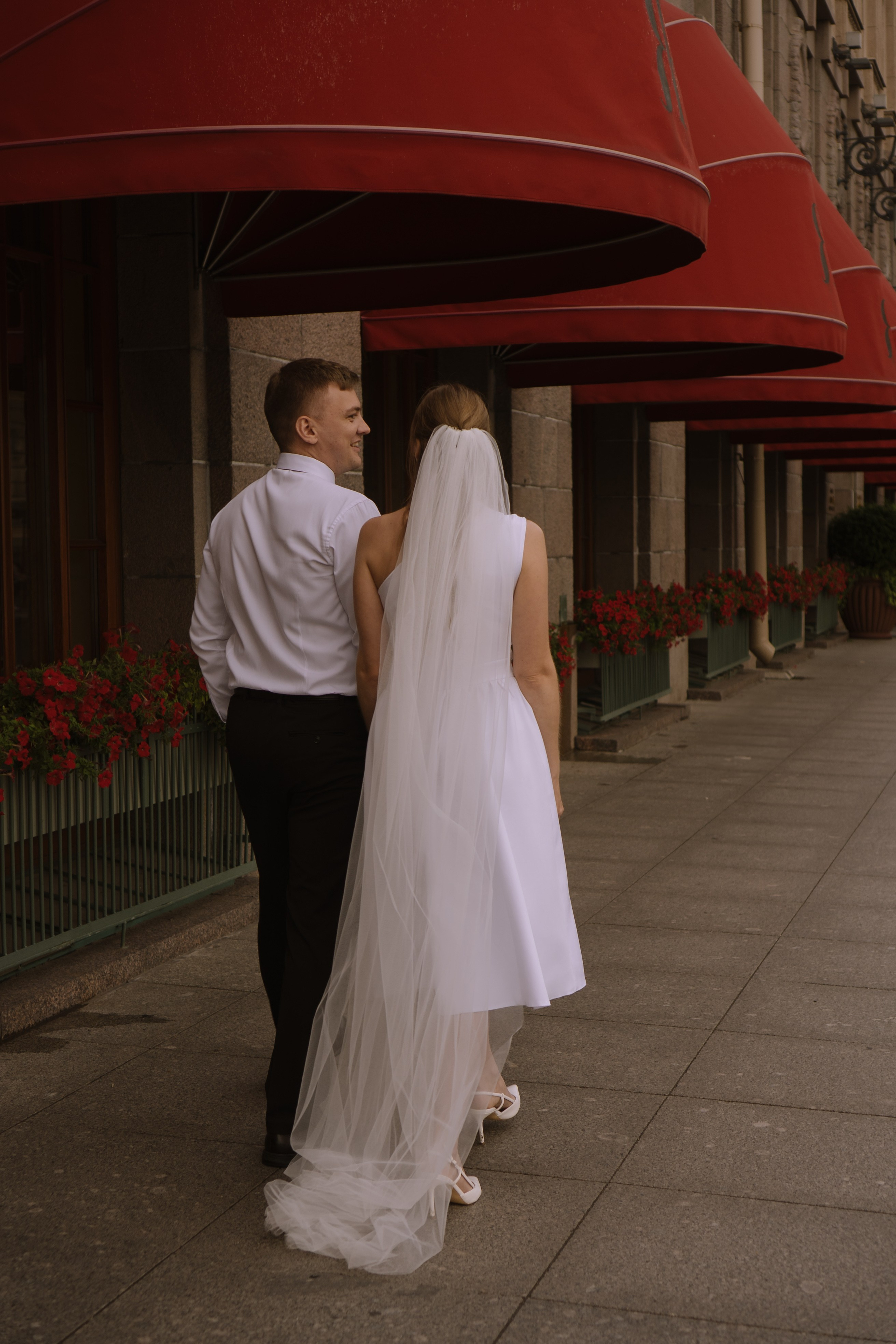 СВАДЕБНАЯ СЬЕМКА С ИСАКИЕВСКИМ СОБОРОМ, АСТОРИЯ И ЗАКОНОДАТЕЛЬНОЕ СОБРАНИЕ. Профессиональный фотограф, Санкт-Петербург — Виктория Богомолова