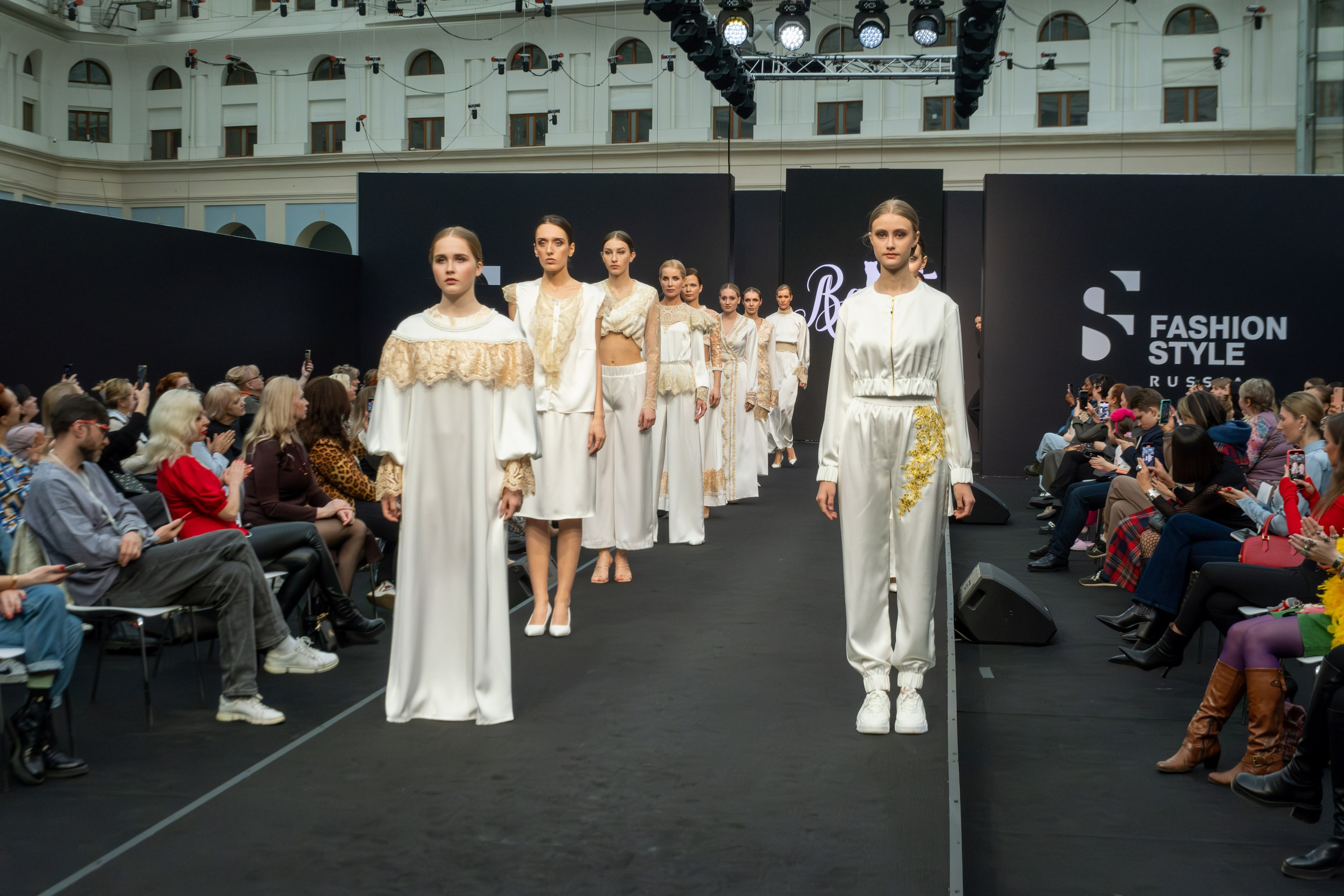 FASION STYLE 2025 ВЕСНА. Фёдор Карпов — профессиональный фотограф, работаю в Москве и области