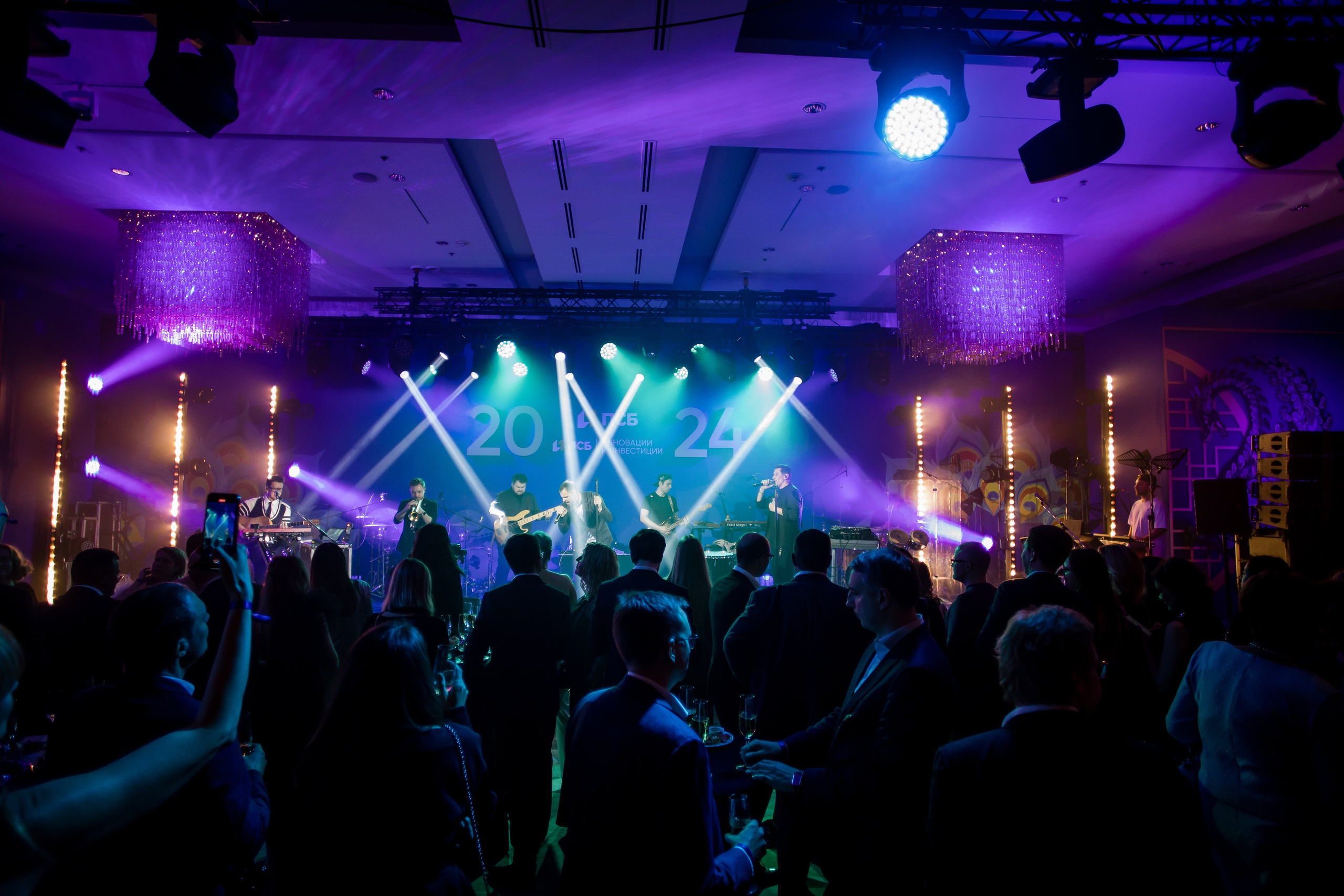 ПСБ. Репортажной и Свадебный фотограф Слава Цесарь