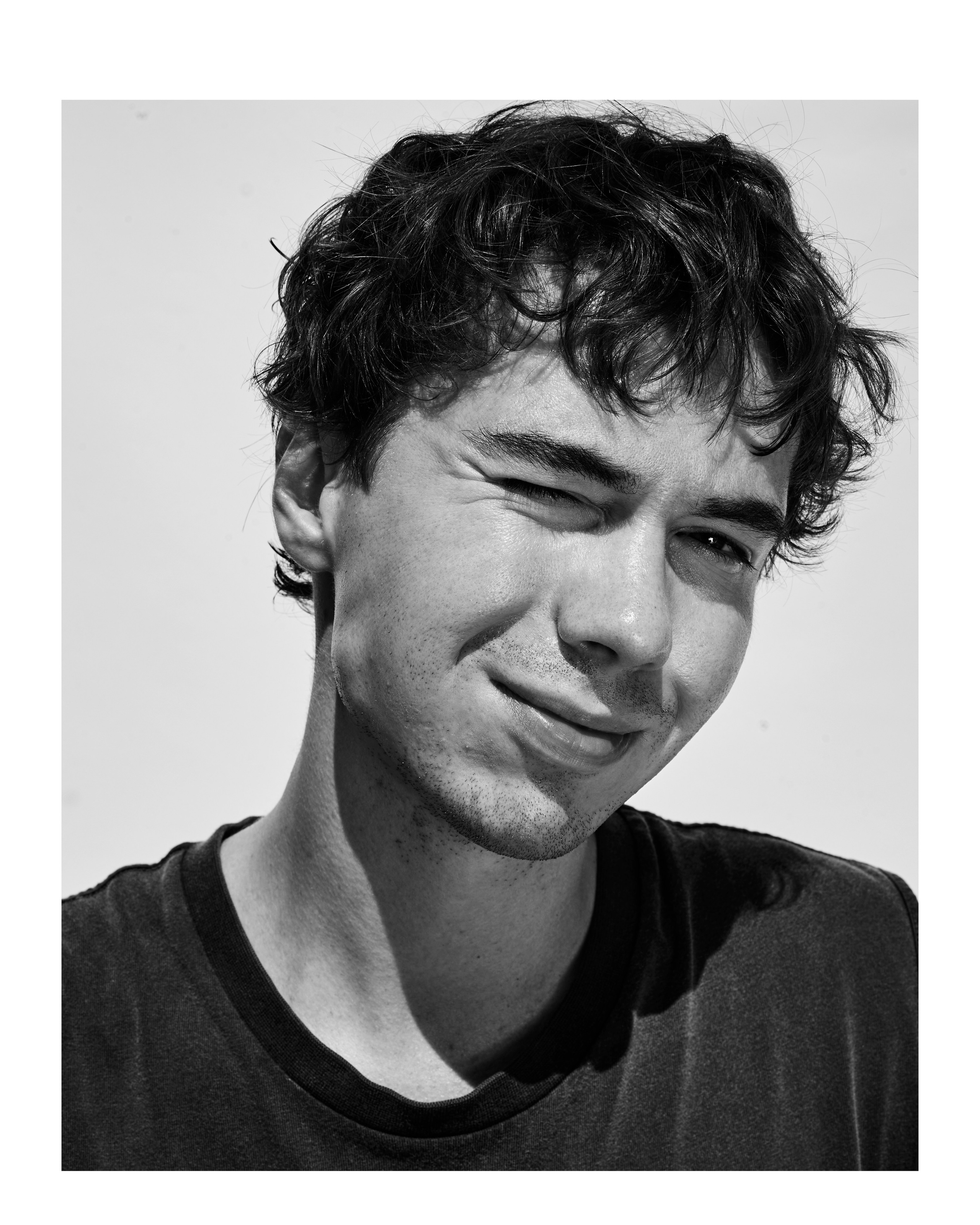 Проект ВНЕ КАДРА. Фотограф актерского портфолио Юлия Корытов