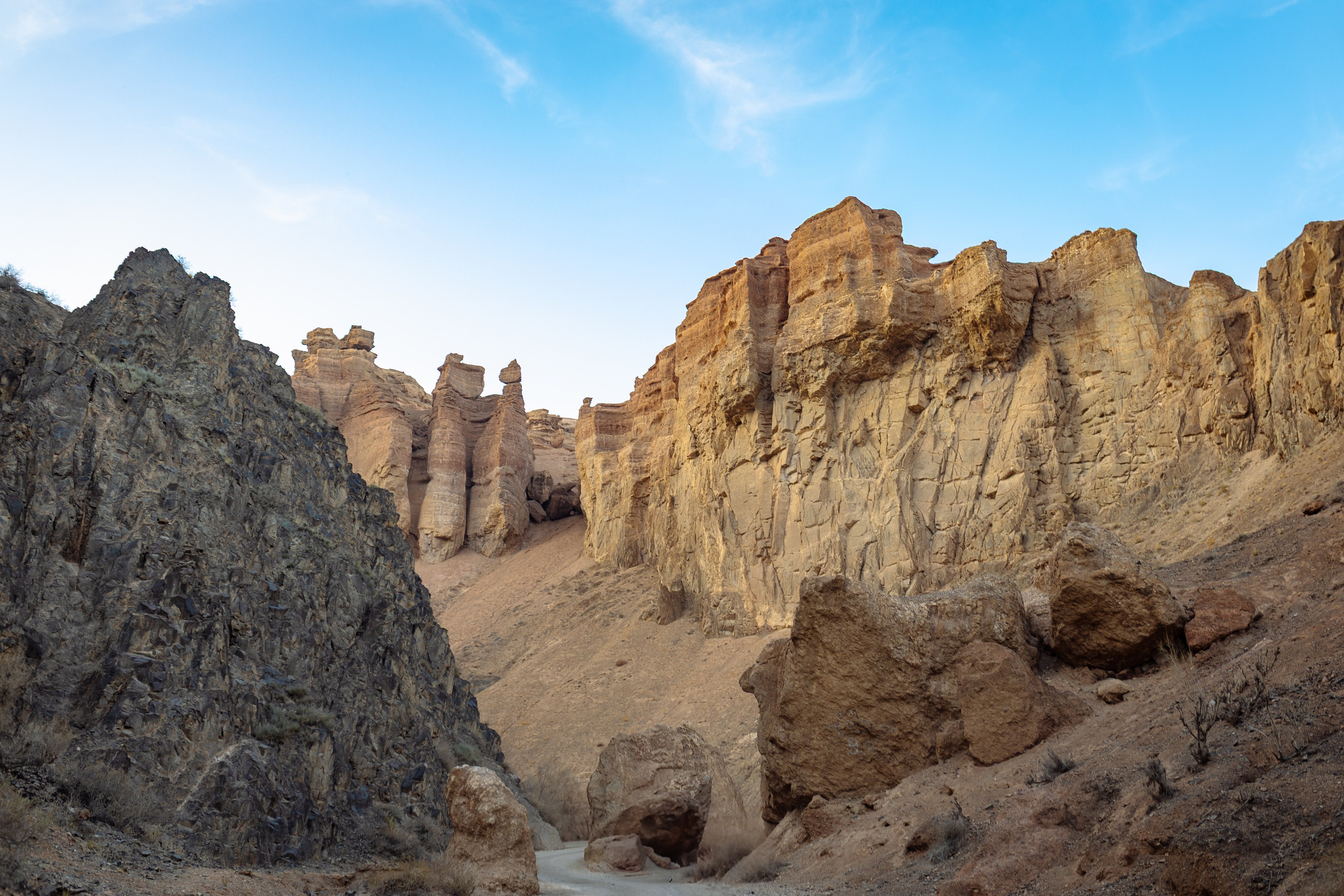Чарынский каньон: путешествие, фото и советы для съемки | Блог фотографа. Коммерческий и репортажный фотограф в Алматы — Jora Abramov