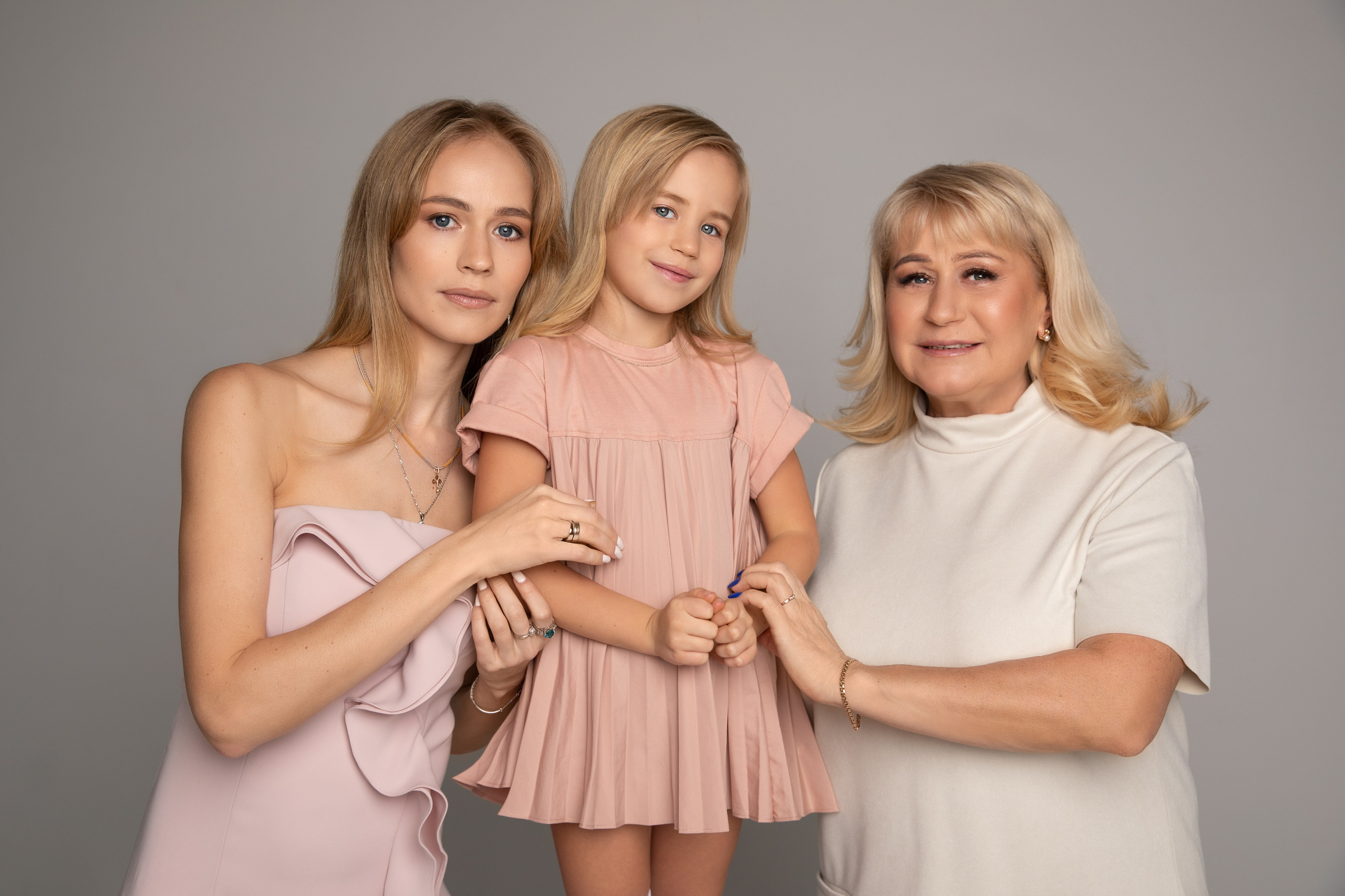 Семейная съемка в студии. Свадебный и Семейный фотограф в Москве и Сочи Таня Михей