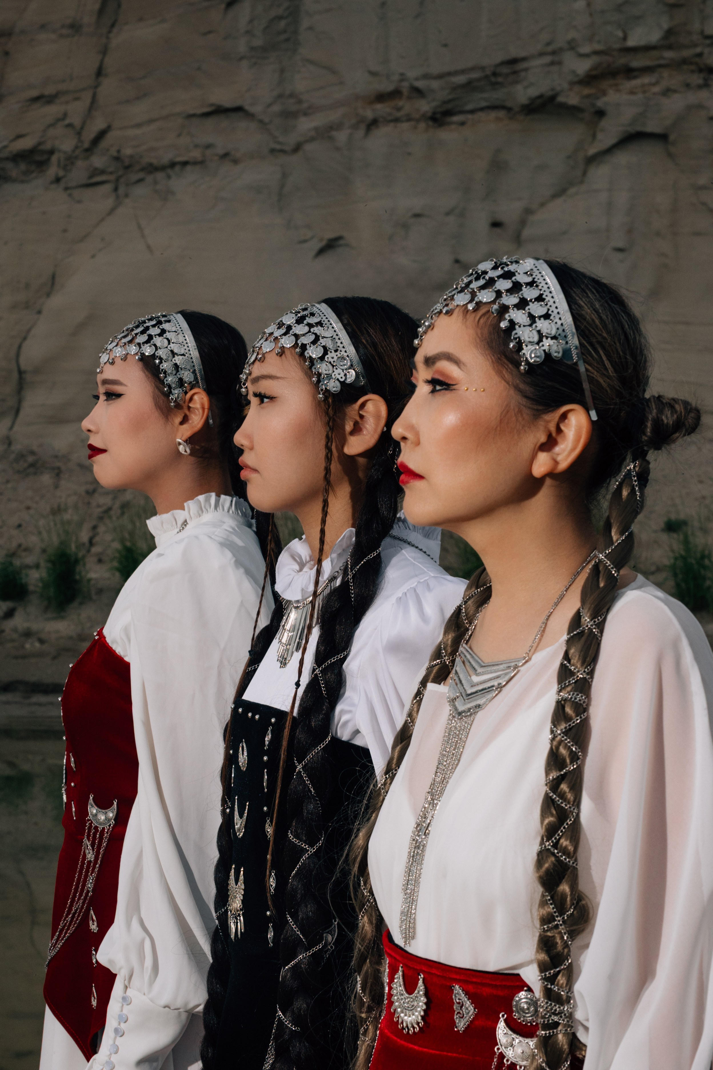 Семейная съемка в Ус Хатын, Семейная съемка на карьере. Фотограф Якутск Зоя Николаева