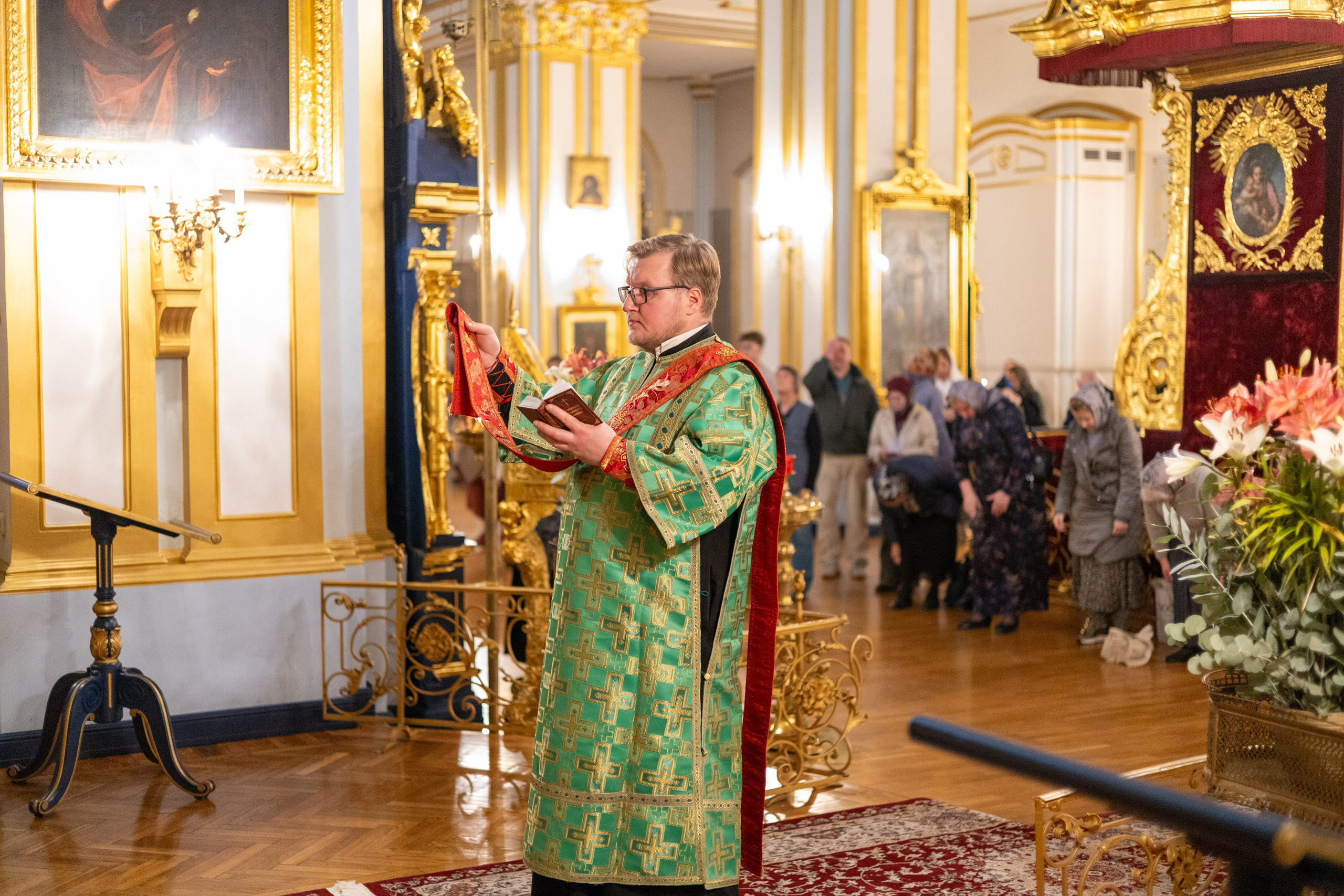 Всемирное Воздвижение Честного и Животворящего Креста Господня. НИКОЛО-БОГОЯВЛЕНСКИЙ МОРСКОЙ СОБОР