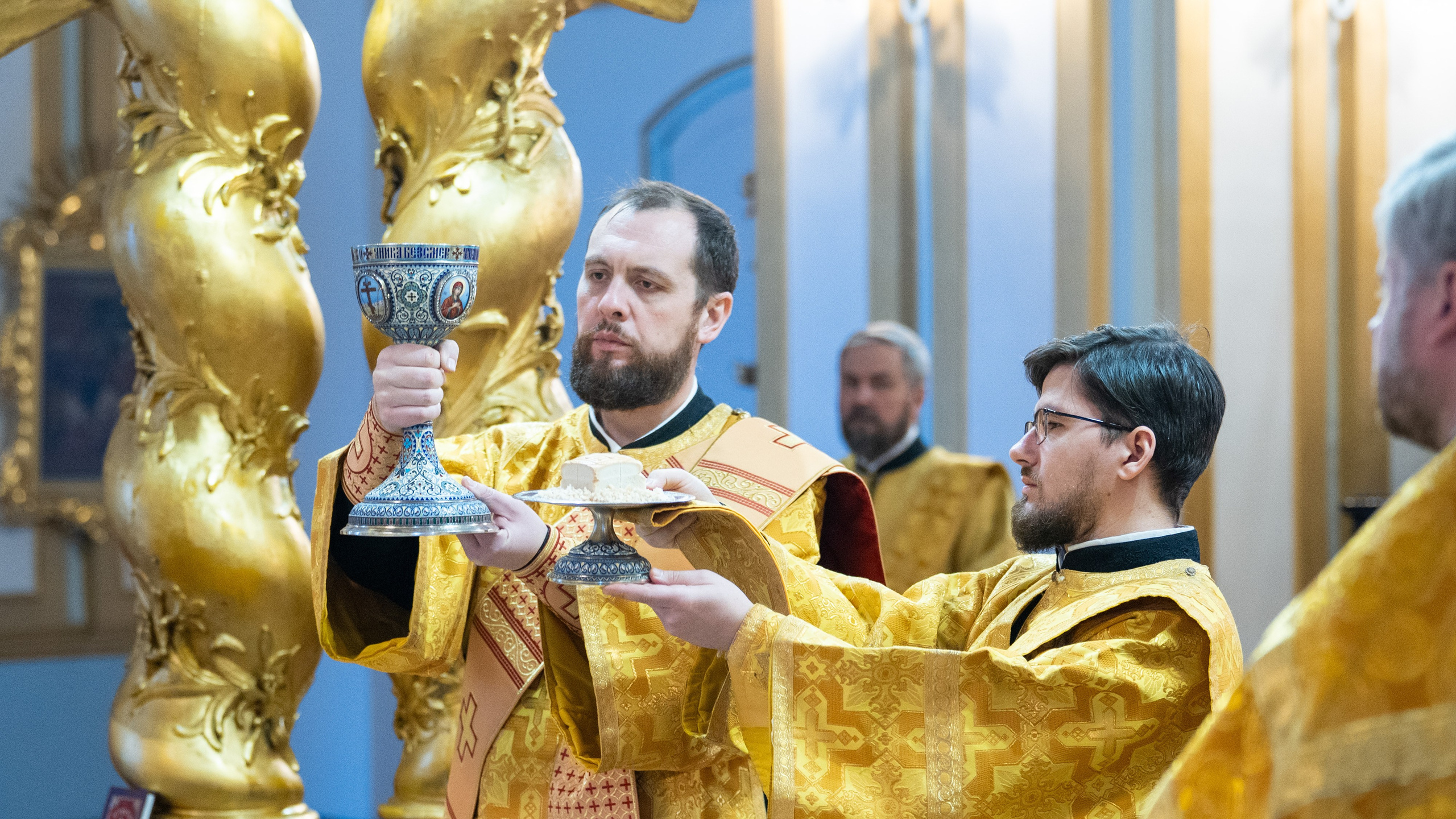 Неделя 24-я по Пятидесятнице. Апп. от 70-ти Ераста, Олимпа, Родиона, Сосипатра, Куарта (Кварта) и Тертия. Мч. Ореста врача. НИКОЛО-БОГОЯВЛЕНСКИЙ МОРСКОЙ СОБОР