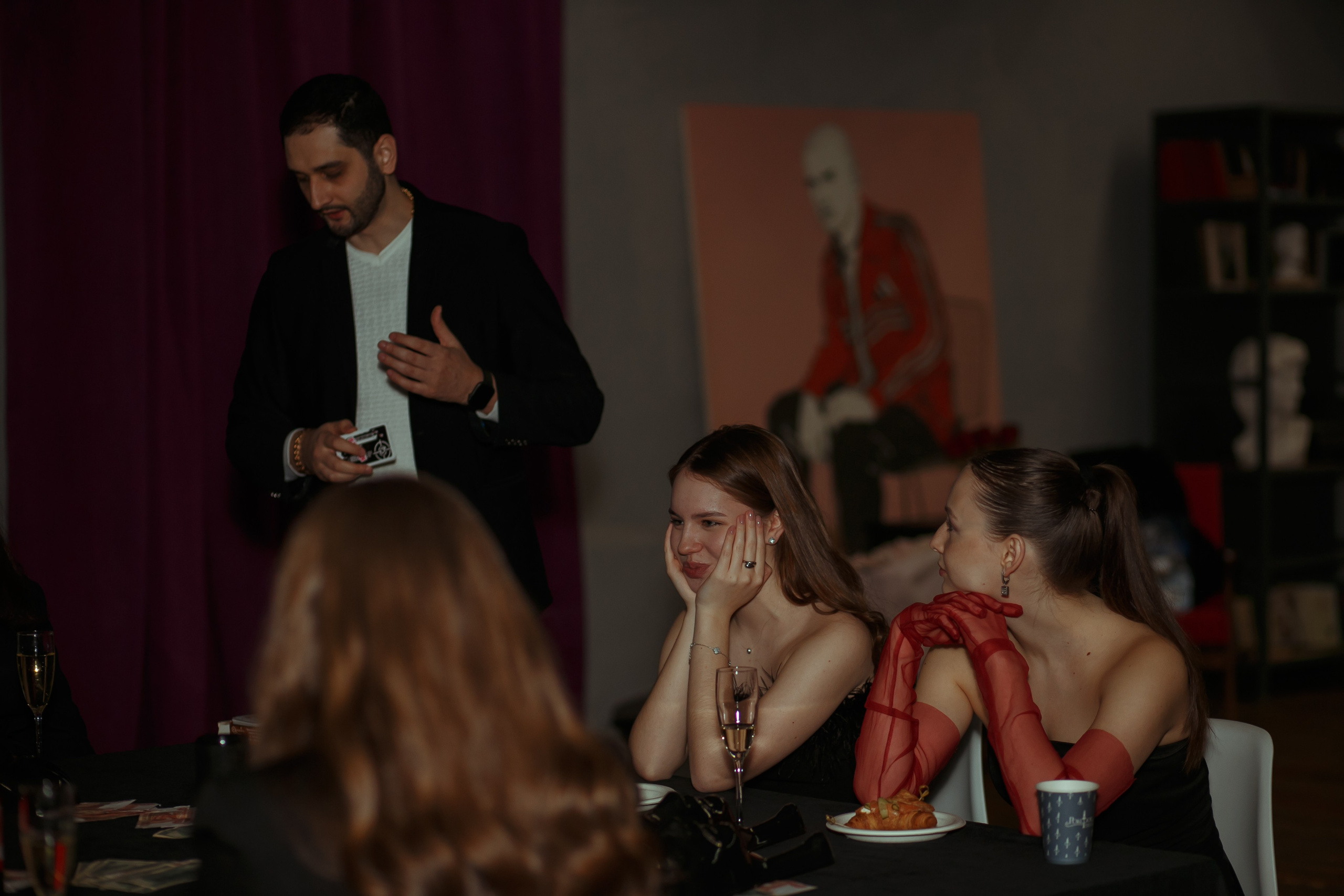 Библиотека Лофт. Свадебный и семейный фотограф  Новочеркасск Виктория Литвиненко