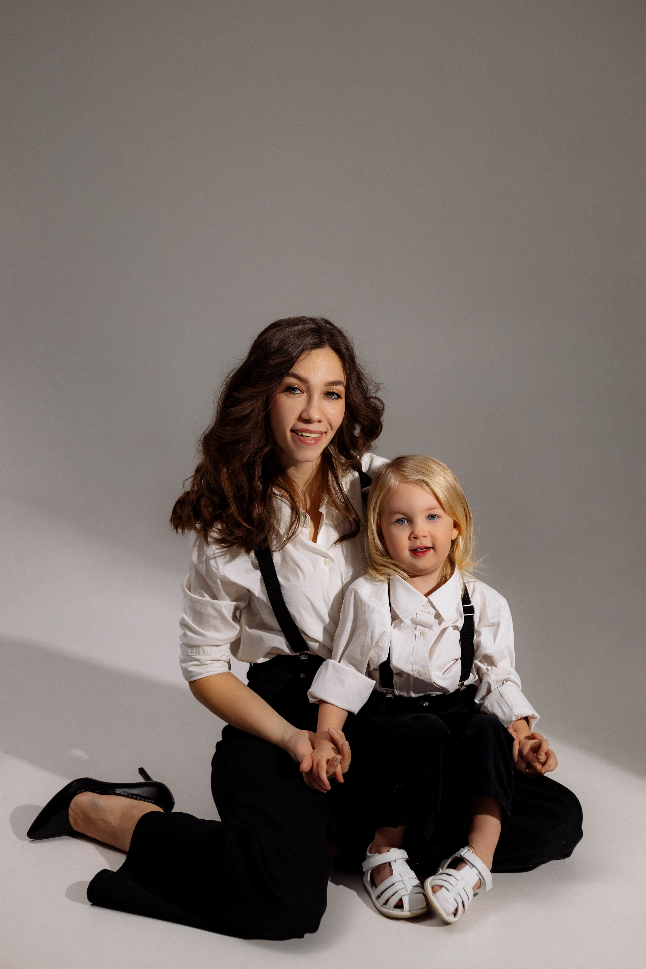 Мама и дочка в фотостудии. Зотова Алена — семейный и женский фотограф в Зеленограде