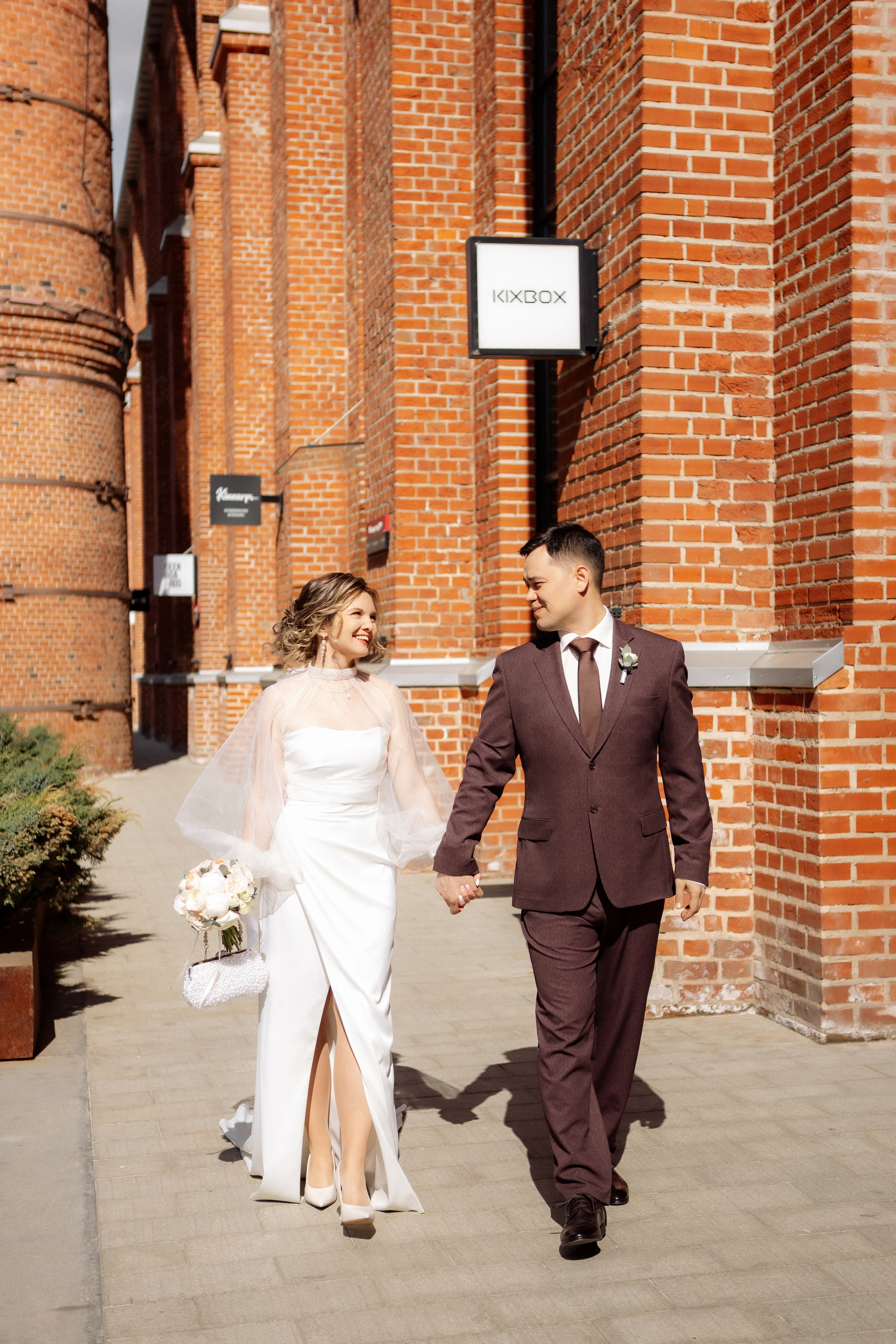 Свадебная фотосессия на территории завода «Арма»