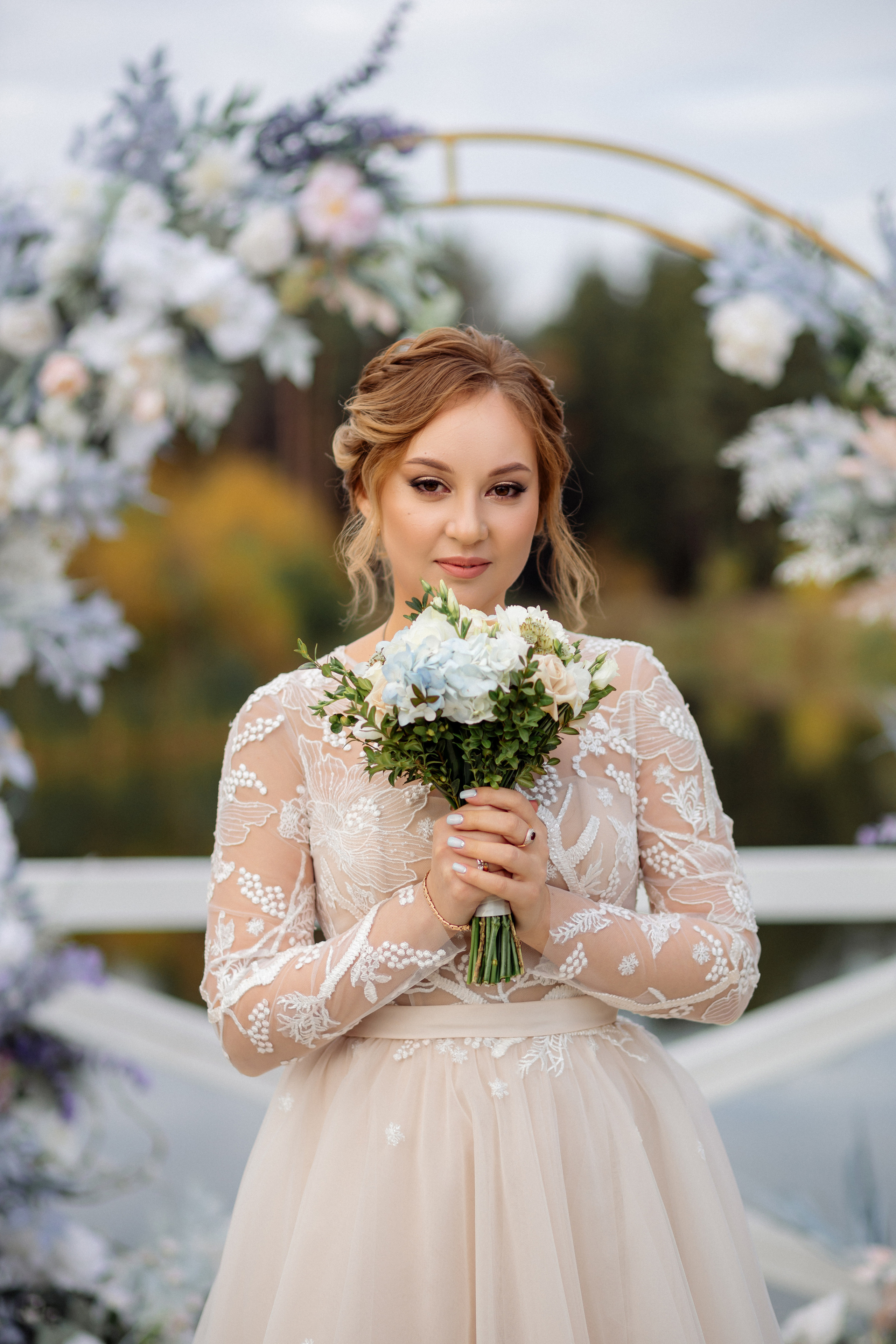 Фотосессия на свадебной площадке «Дом у озера»