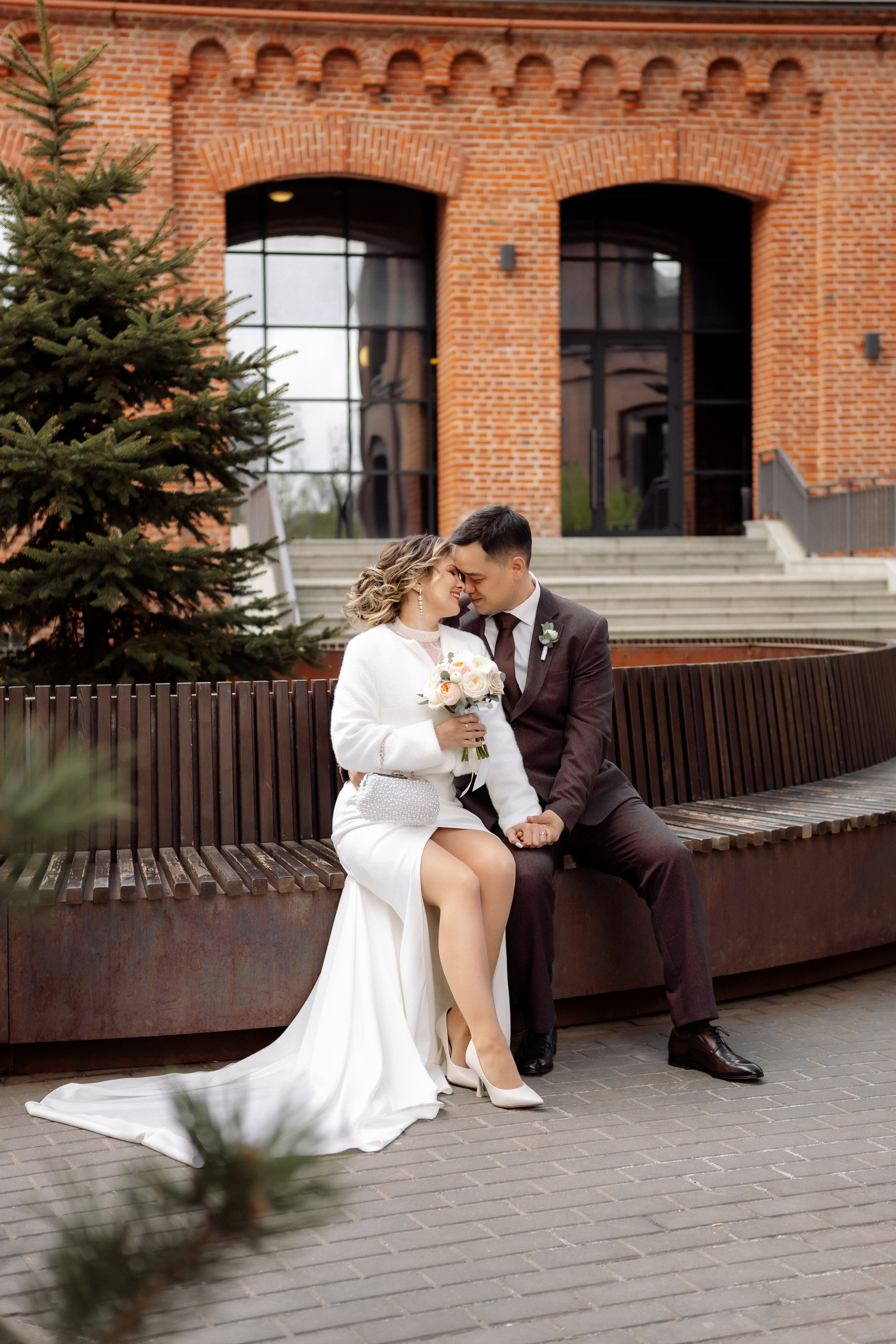 Свадебная фотосессия на территории завода «Арма»