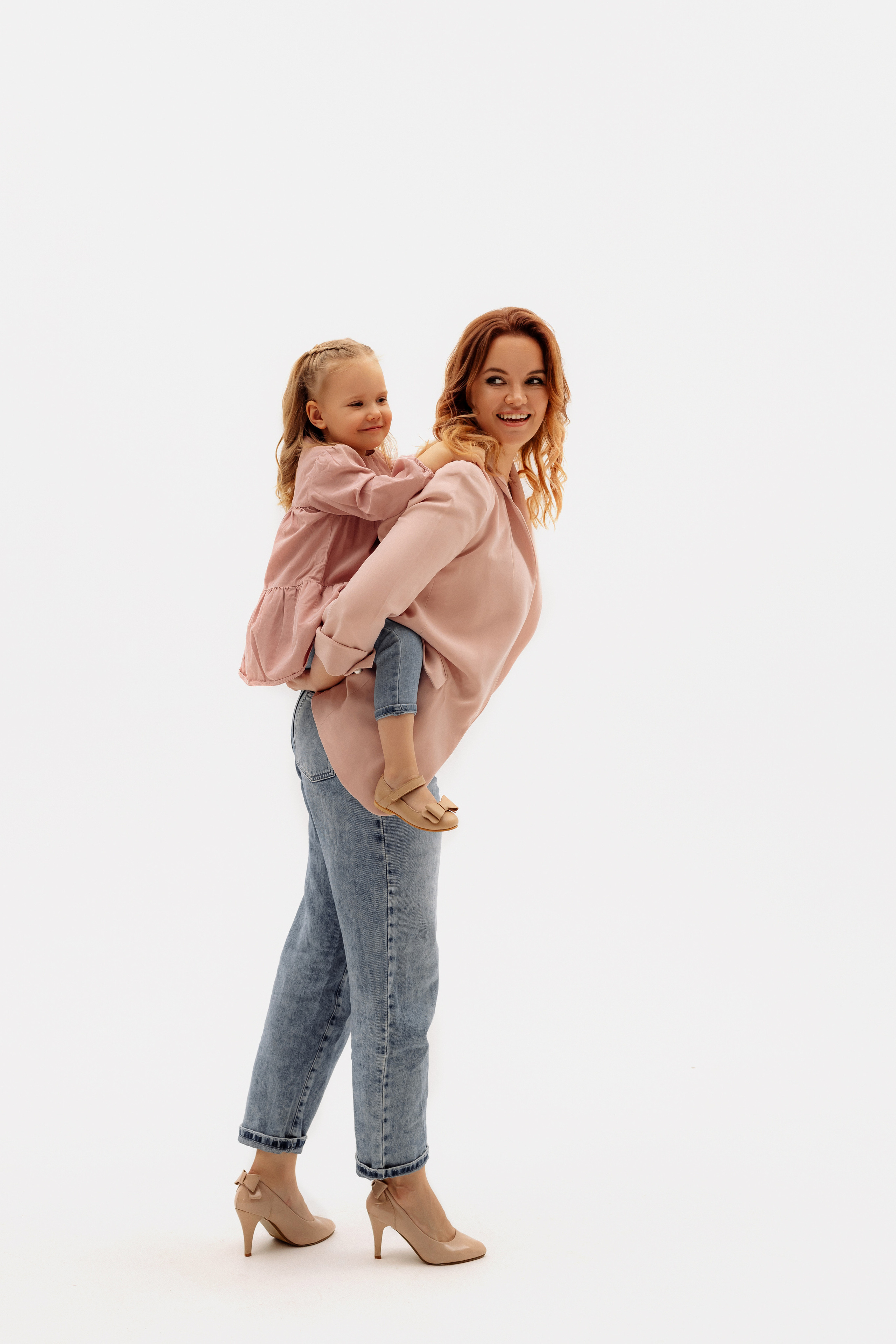 Нежная фотосессия для мамы с дочкой. Зотова Алена — семейный и женский фотограф в Зеленограде