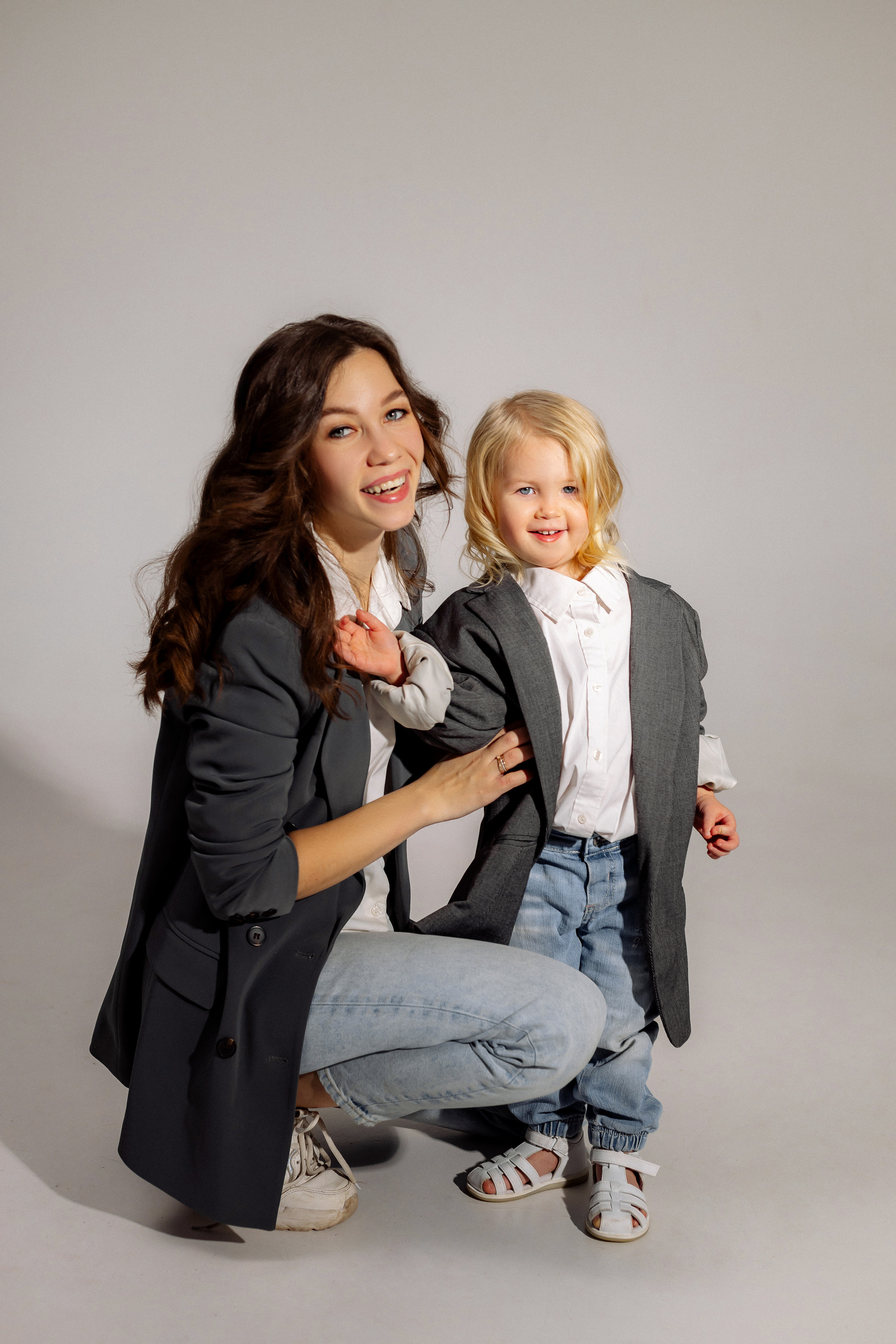 Мама и дочка в фотостудии. Зотова Алена — семейный и женский фотограф в Зеленограде