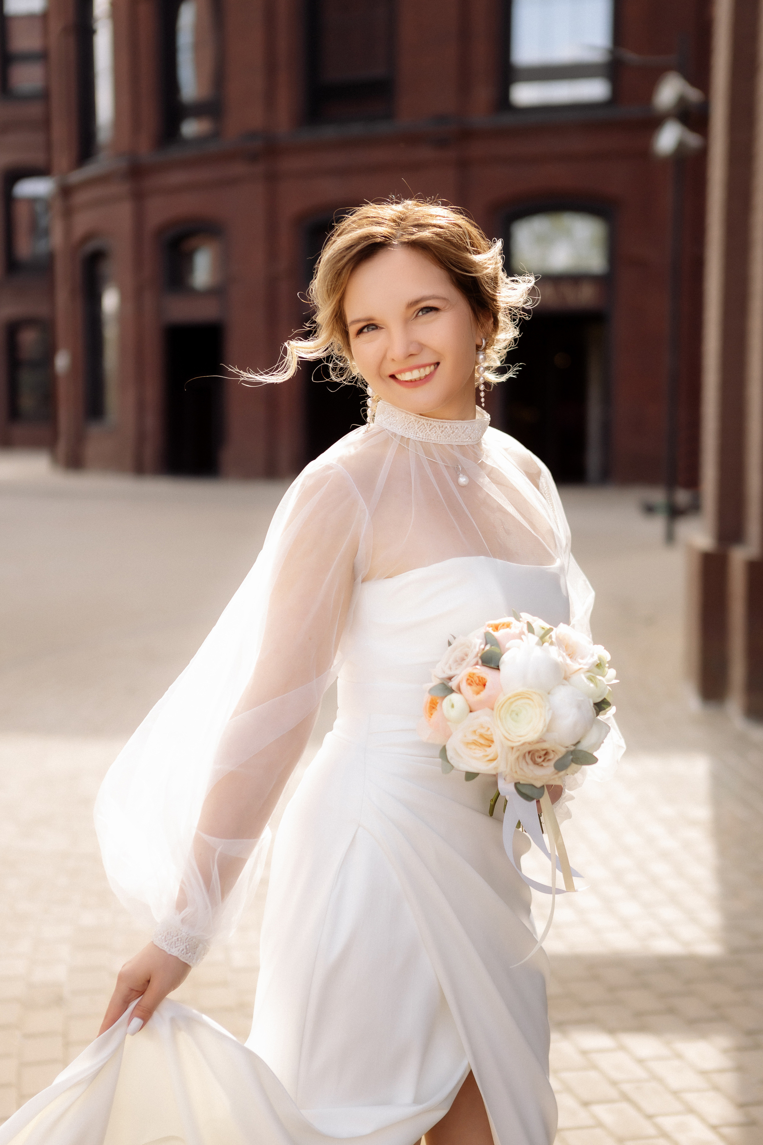 Свадебная фотосессия на территории завода «Арма»