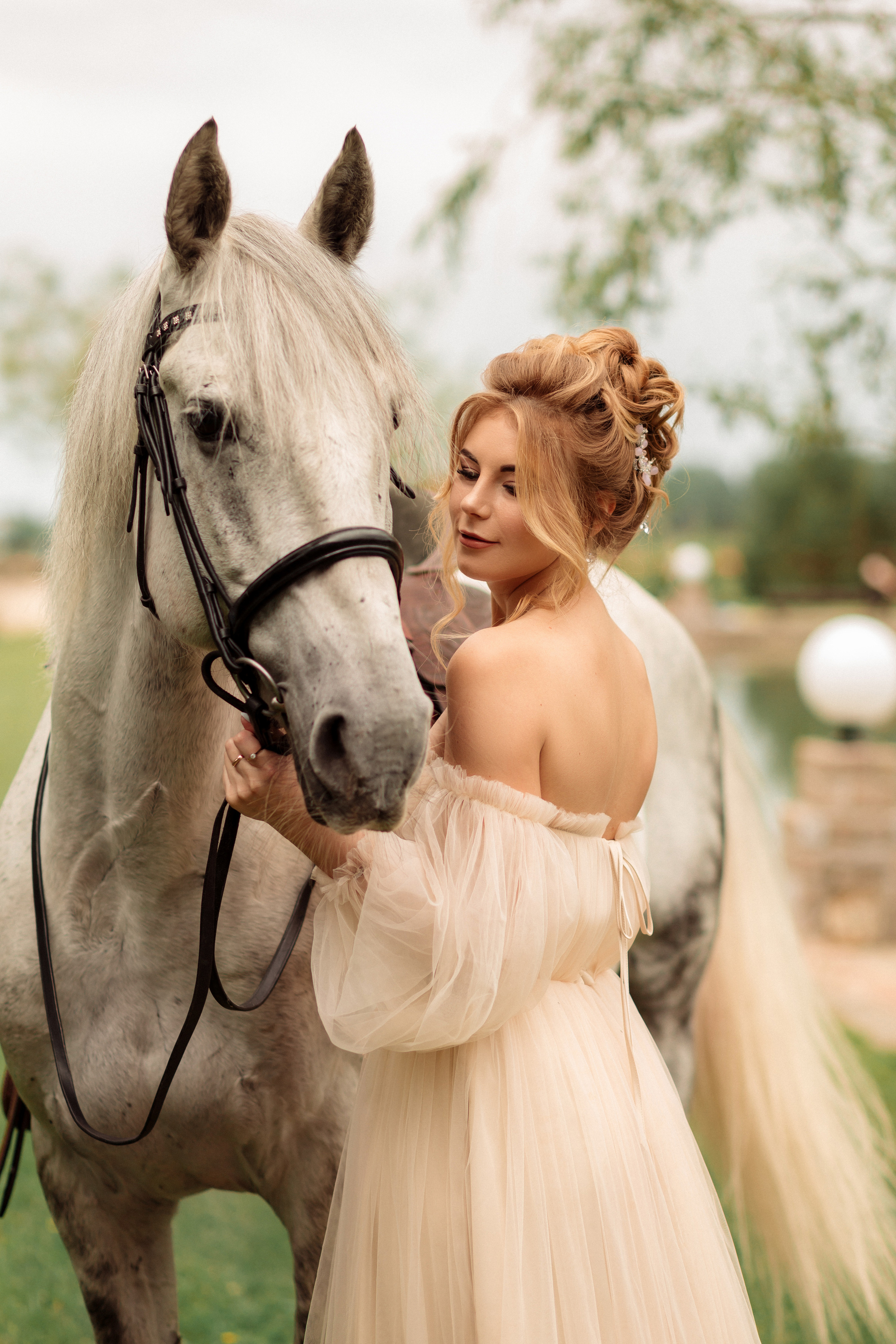 Свадебная фотосессия в конном клубе