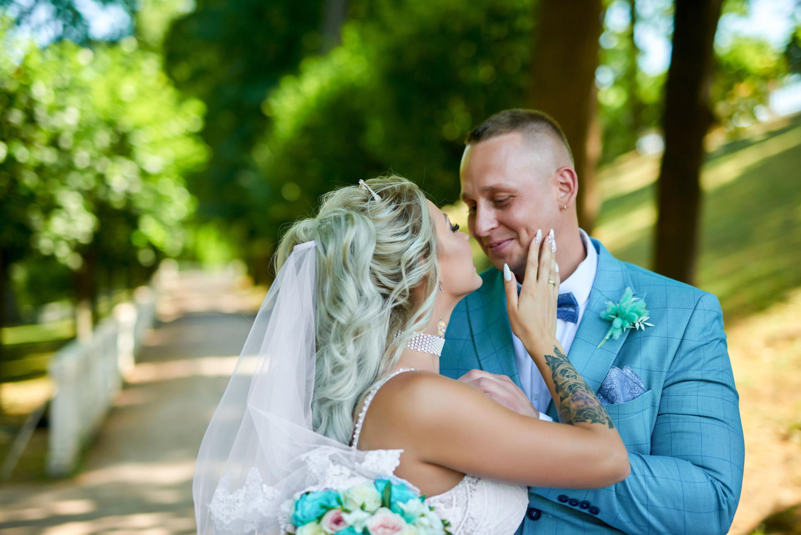 Свадебная прогулка в Петергофе. Портретный, семейный и свадебный фотограф в Санкт-Петербурге и в Пушкине Ширяев Денис