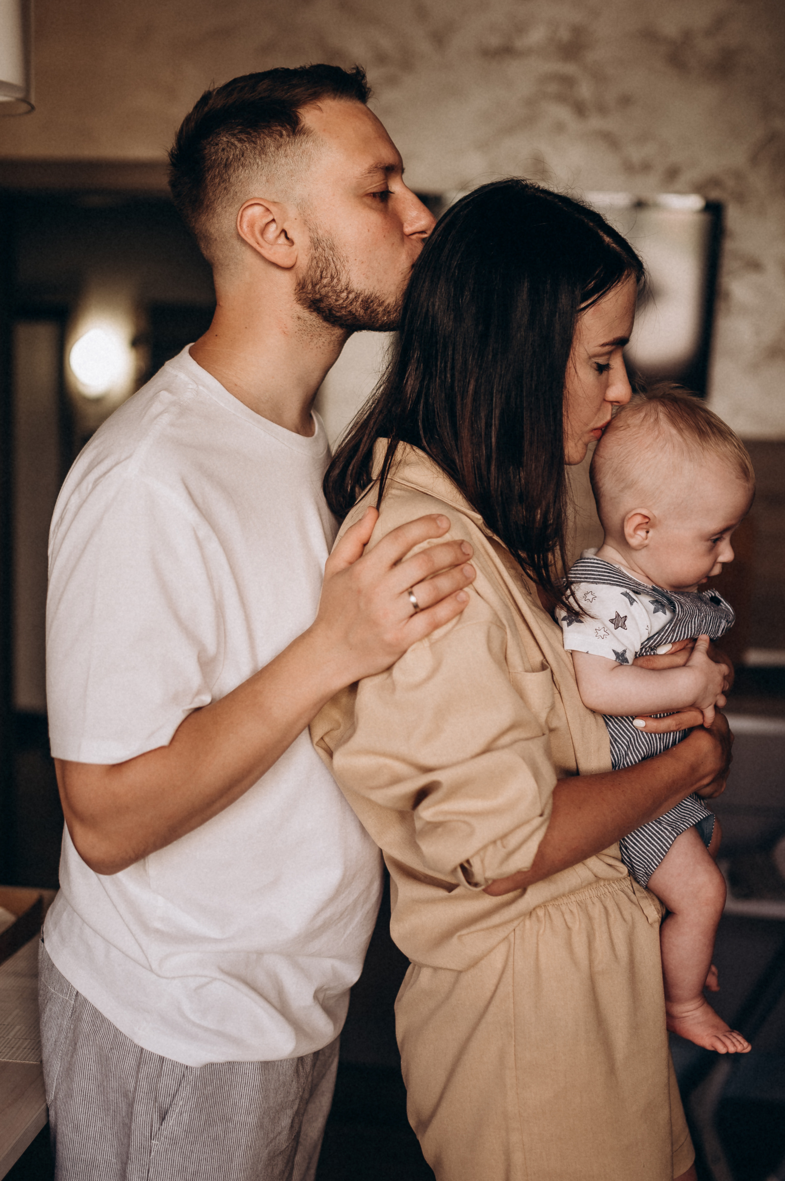 Катюша с семьей, домашняя фотосессия. Фотограф ПИТЕР СПБ Надежда Баранова