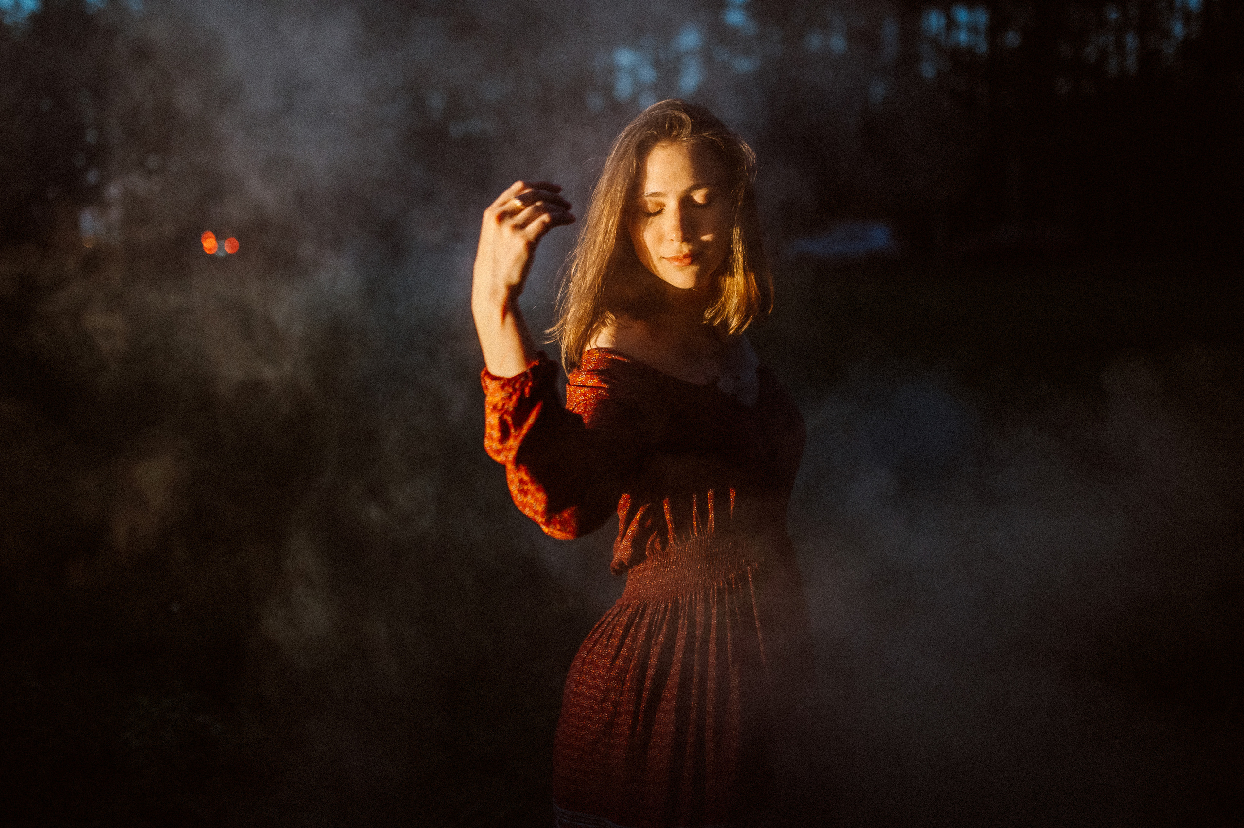 Фотосессия с огнем, Лина. Фотограф ПИТЕР СПБ Надежда Баранова
