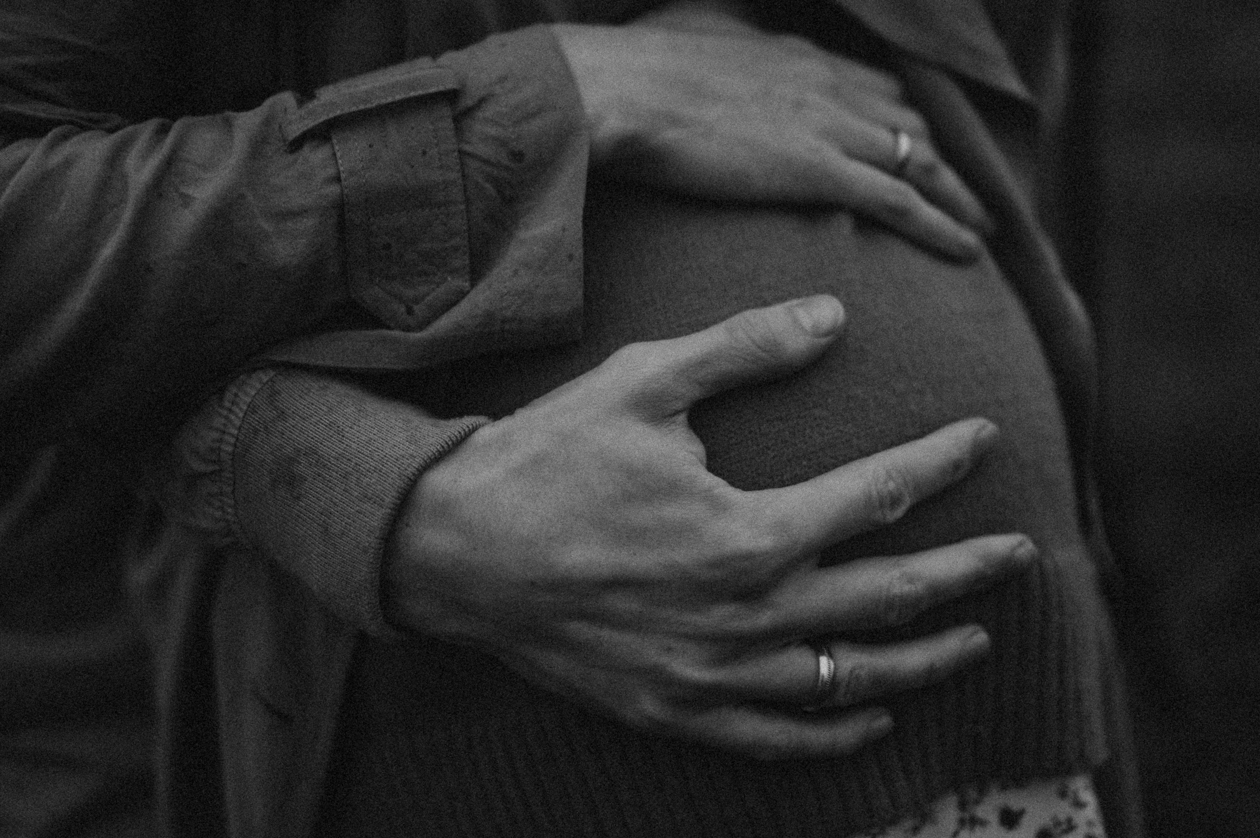 Алина и Саша, в ожидании, фотопрогулка под дождем. Фотограф ПИТЕР СПБ Надежда Баранова