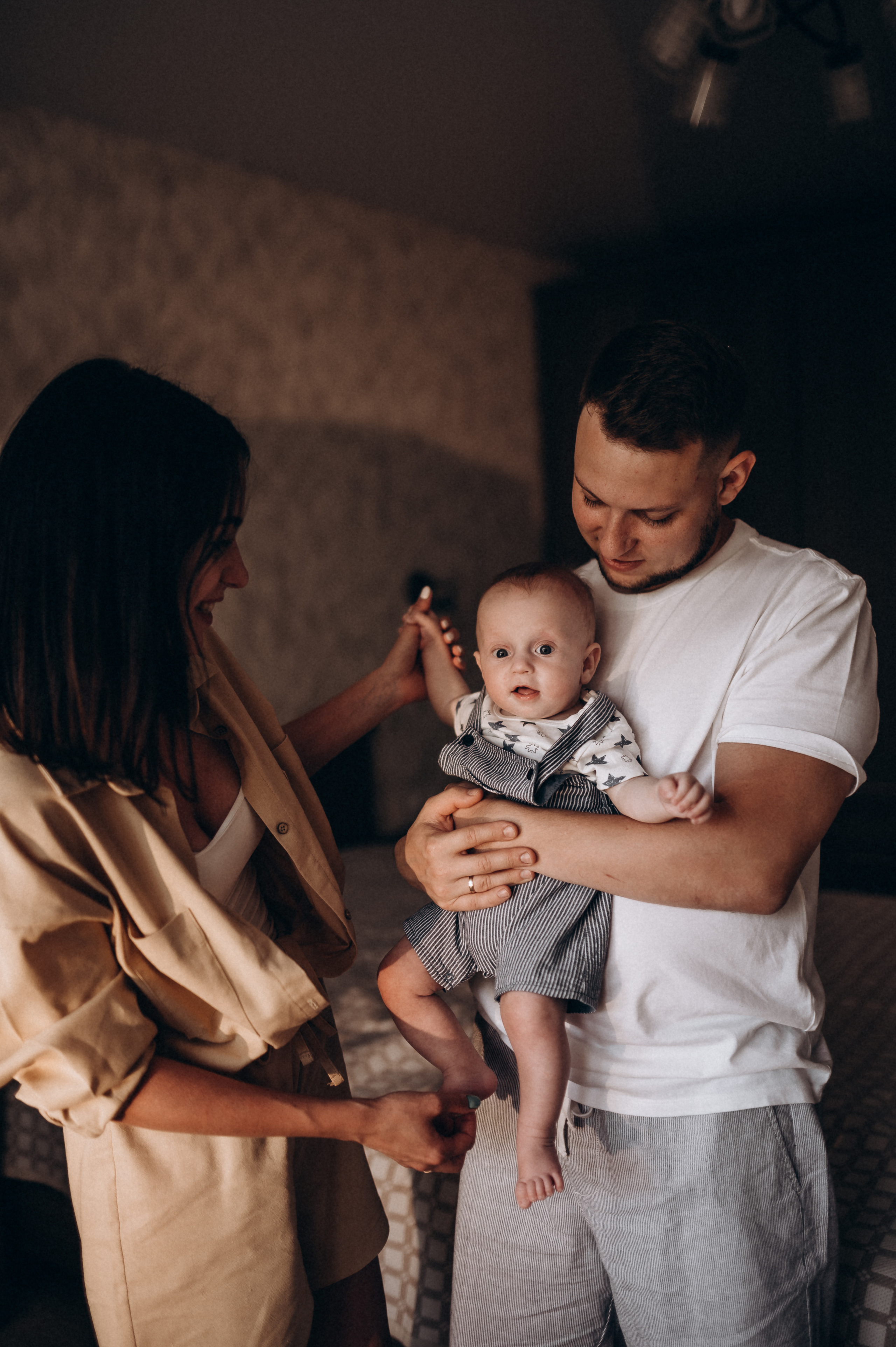 Катюша с семьей, домашняя фотосессия. Фотограф ПИТЕР СПБ Надежда Баранова