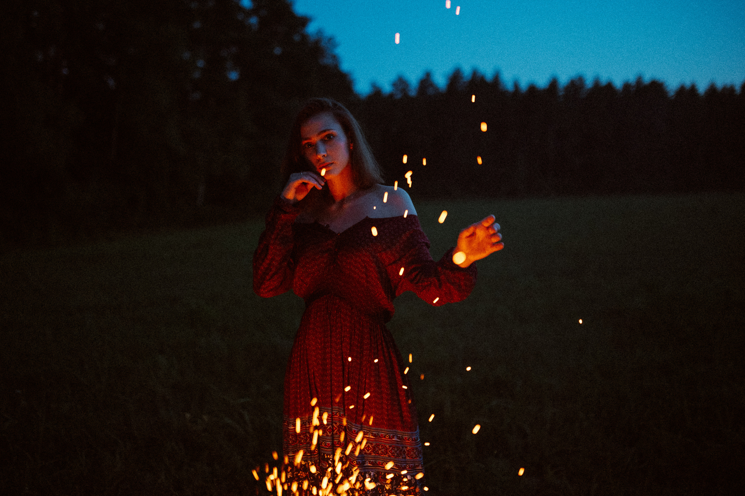 Фотосессия с огнем, Лина. Фотограф ПИТЕР СПБ Надежда Баранова