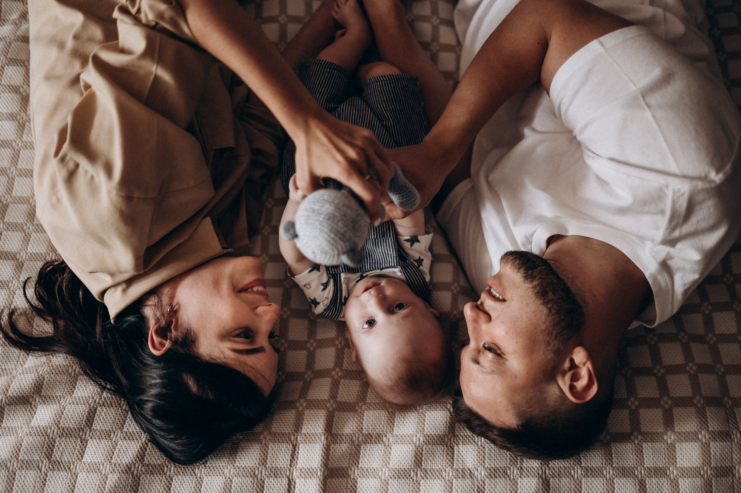 Катюша с семьей, домашняя фотосессия. Фотограф ПИТЕР СПБ Надежда Баранова