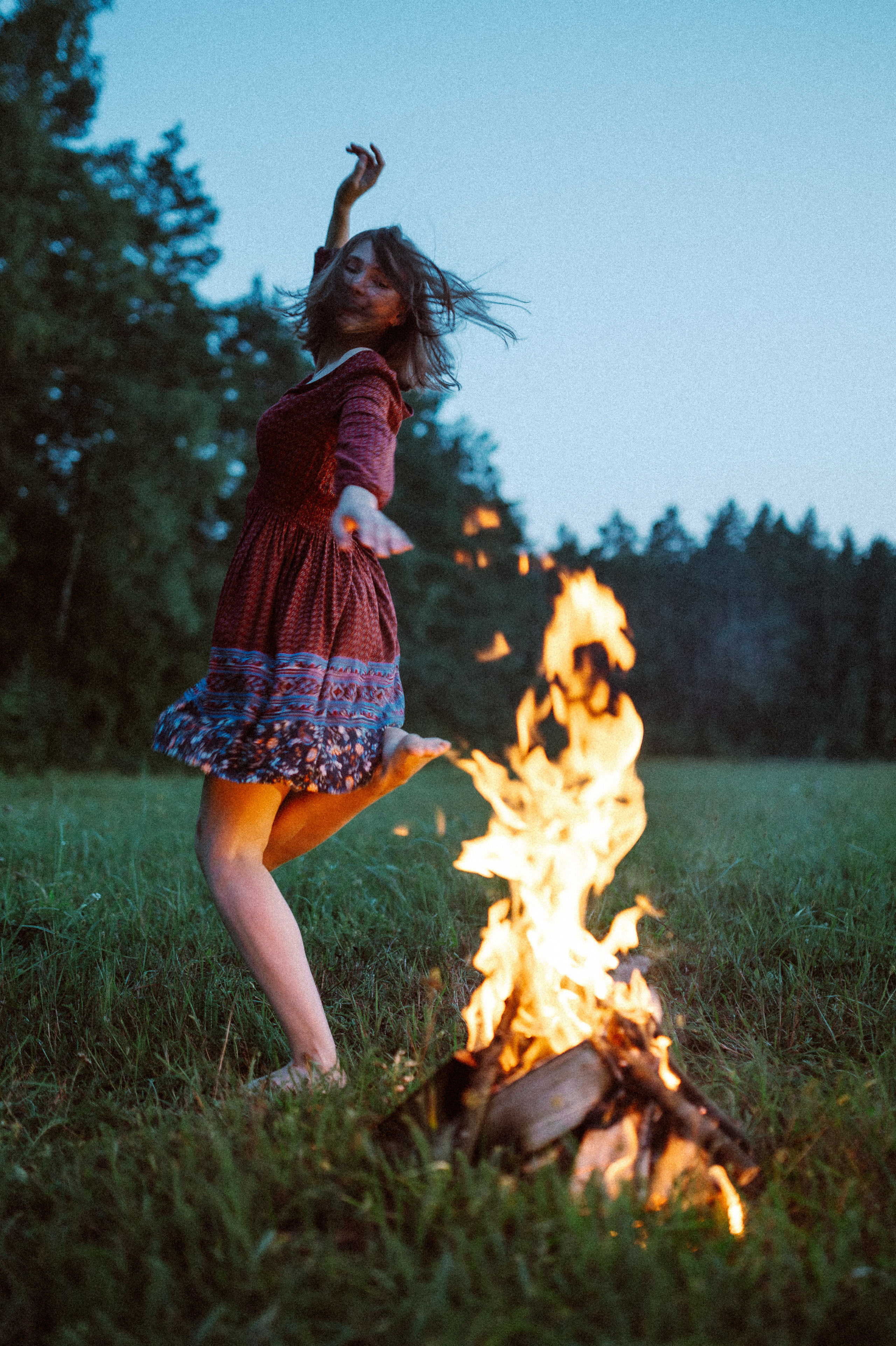 Фотосессия с огнем, Лина. Фотограф ПИТЕР СПБ Надежда Баранова