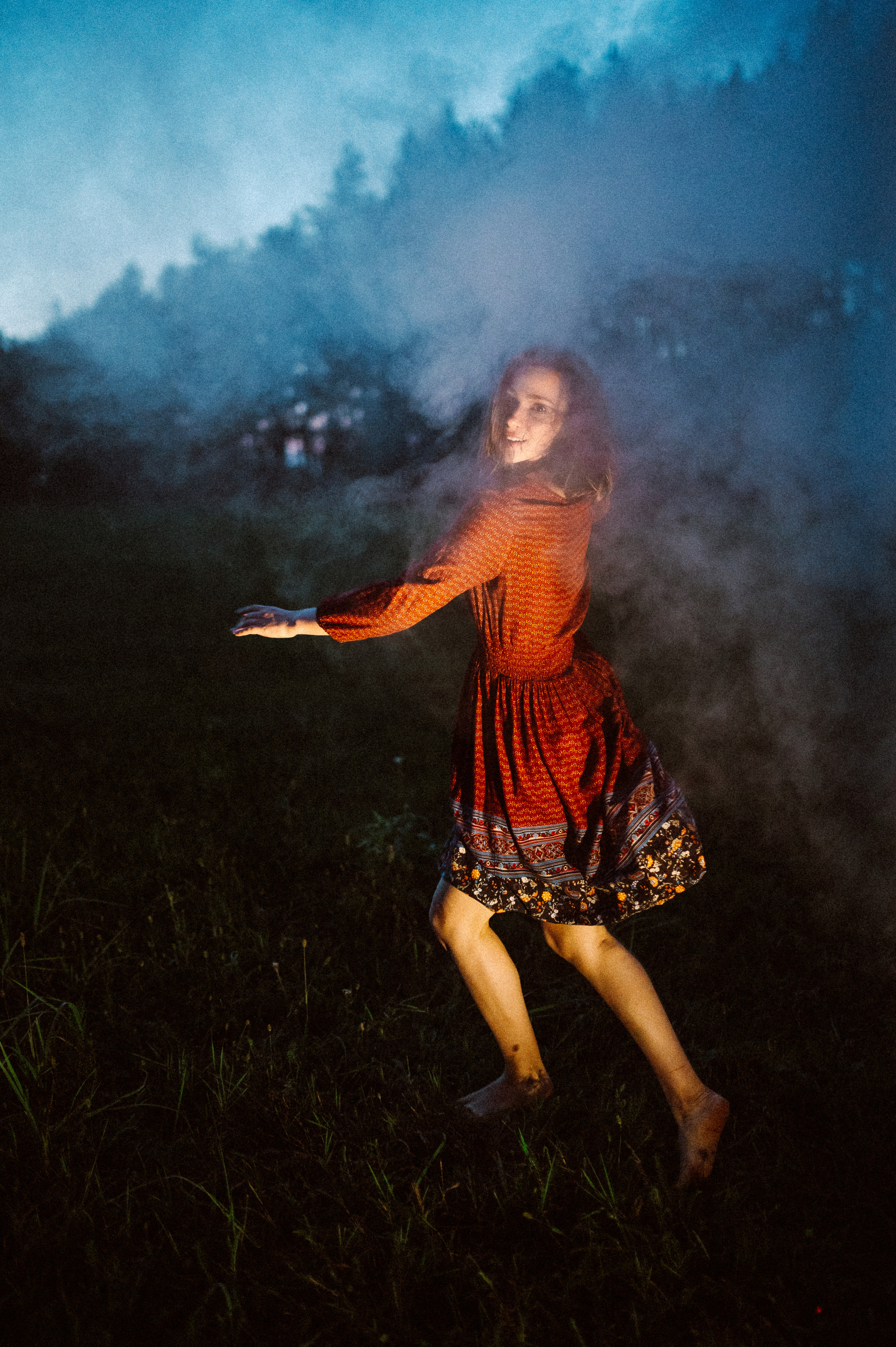 Фотосессия с огнем, Лина. Фотограф ПИТЕР СПБ Надежда Баранова