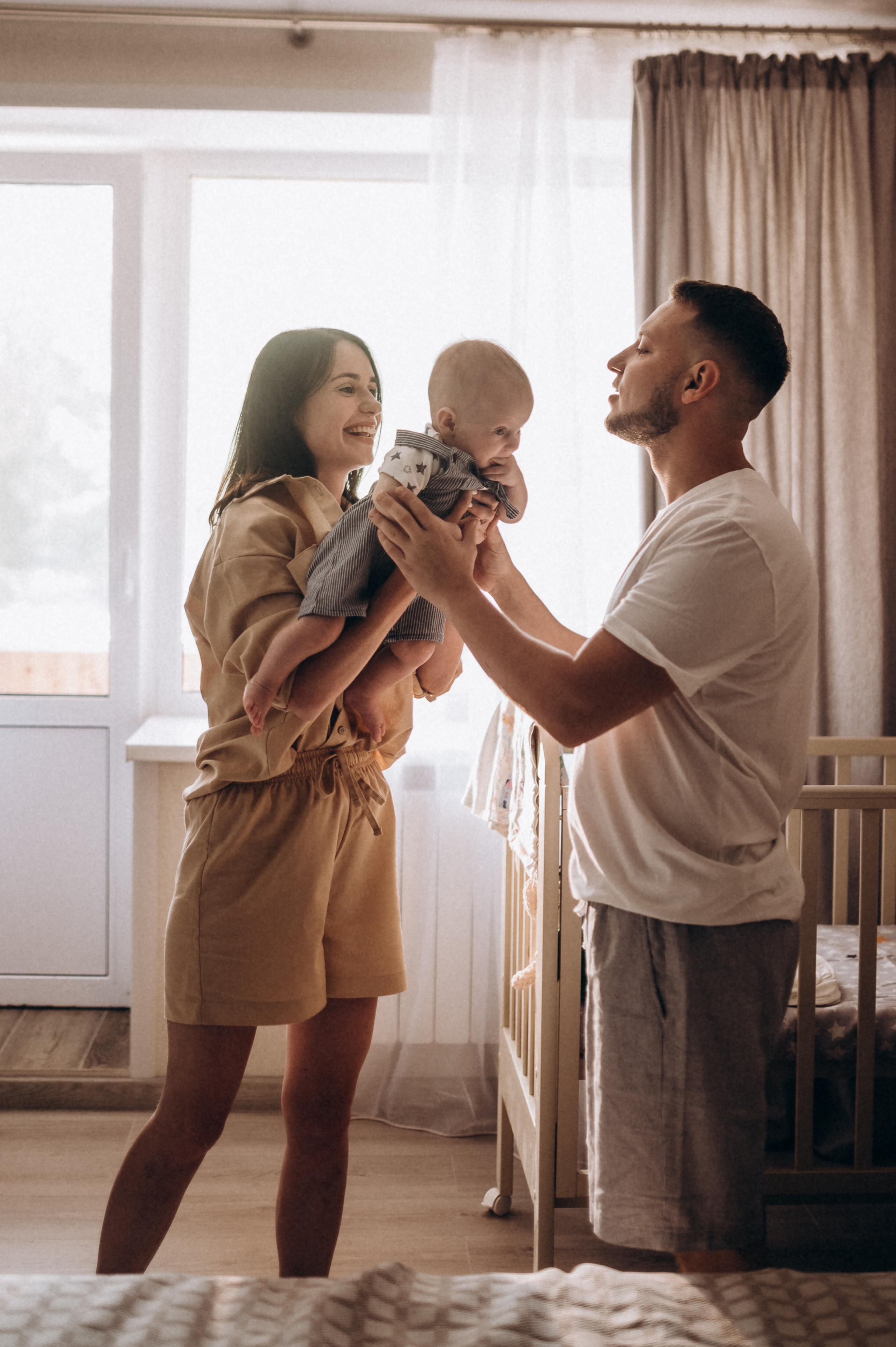 Катюша с семьей, домашняя фотосессия. Фотограф ПИТЕР СПБ Надежда Баранова