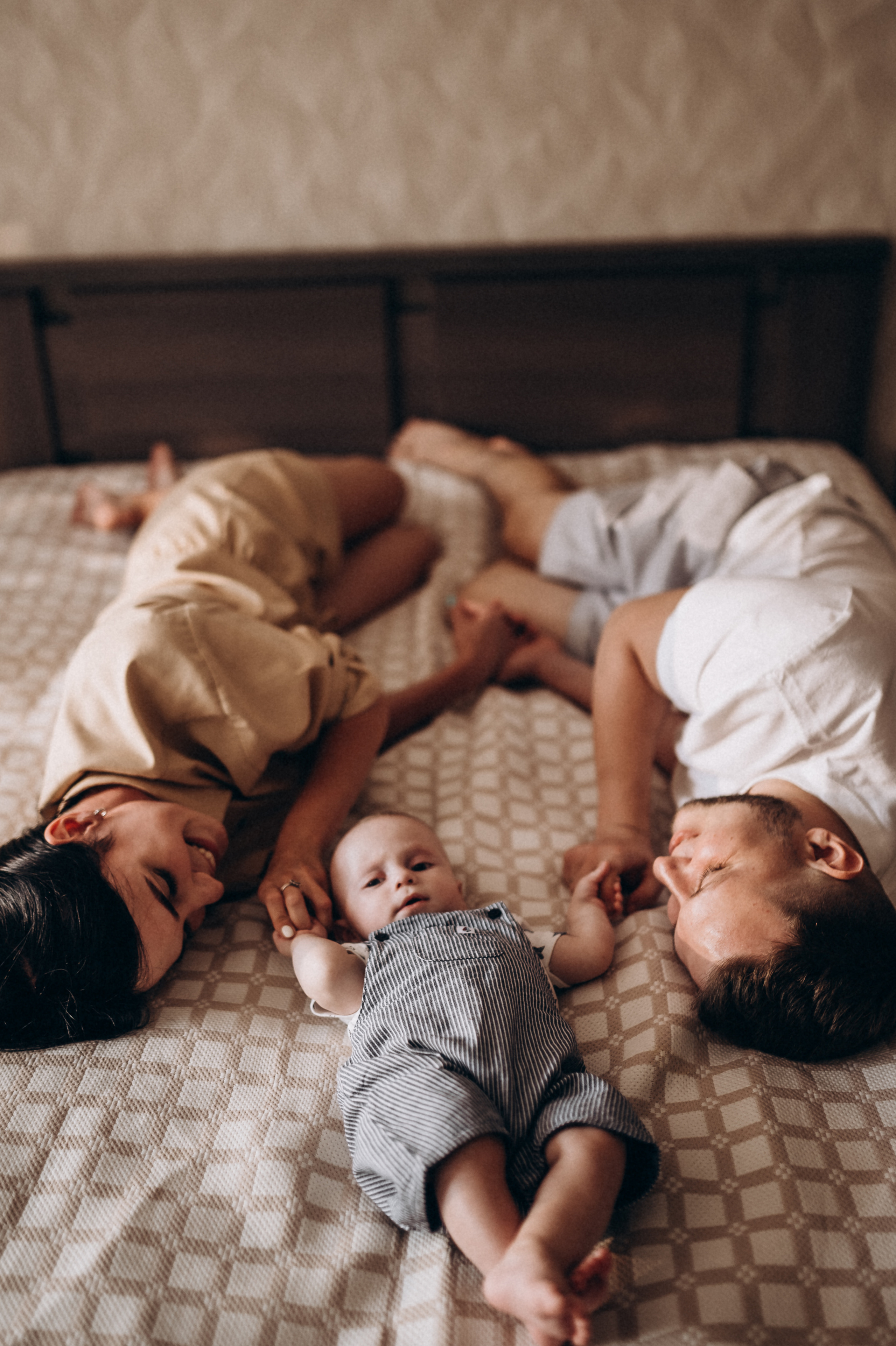 Катюша с семьей, домашняя фотосессия. Фотограф ПИТЕР СПБ Надежда Баранова