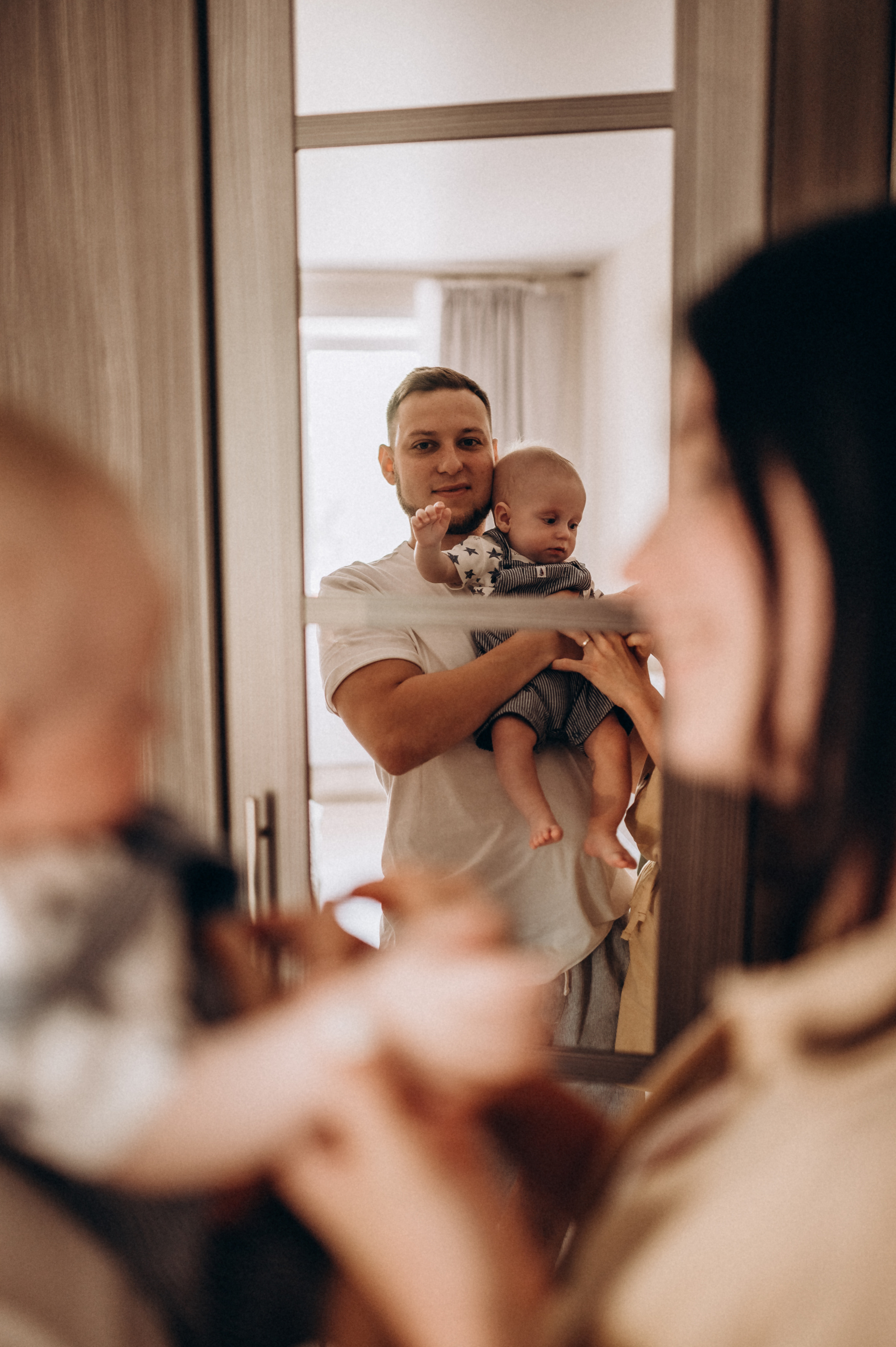 Катюша с семьей, домашняя фотосессия. Фотограф ПИТЕР СПБ Надежда Баранова