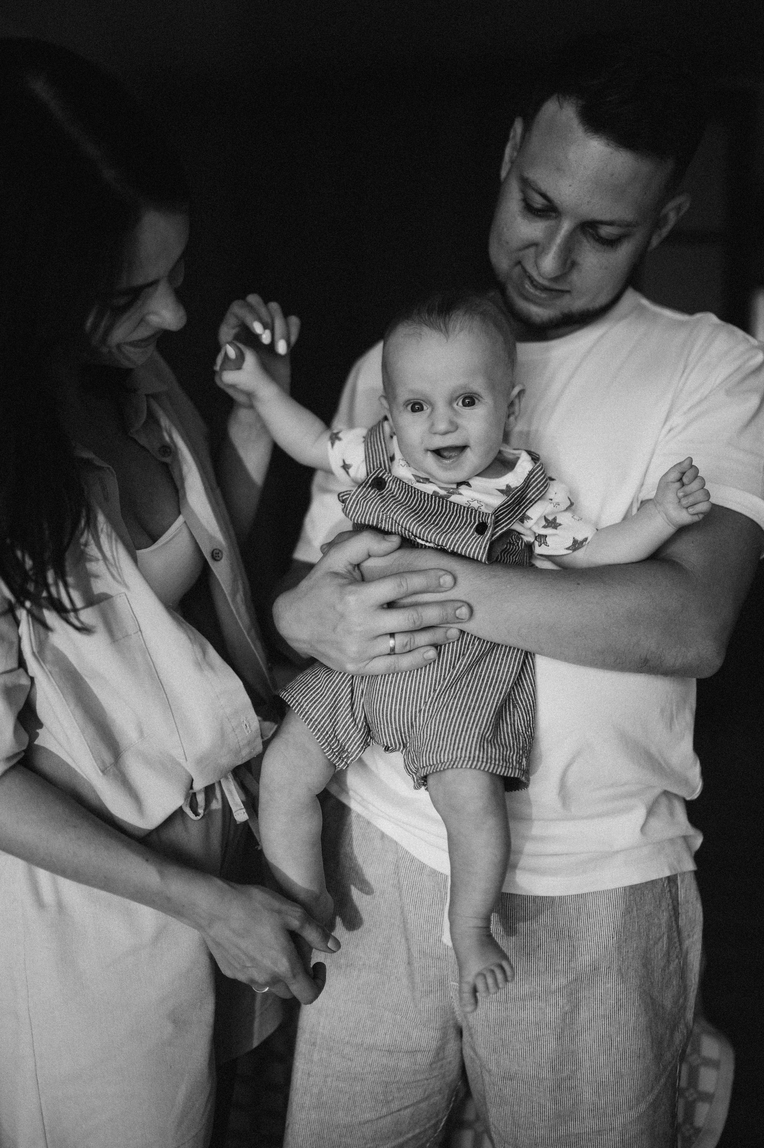 Катюша с семьей, домашняя фотосессия. Фотограф ПИТЕР СПБ Надежда Баранова