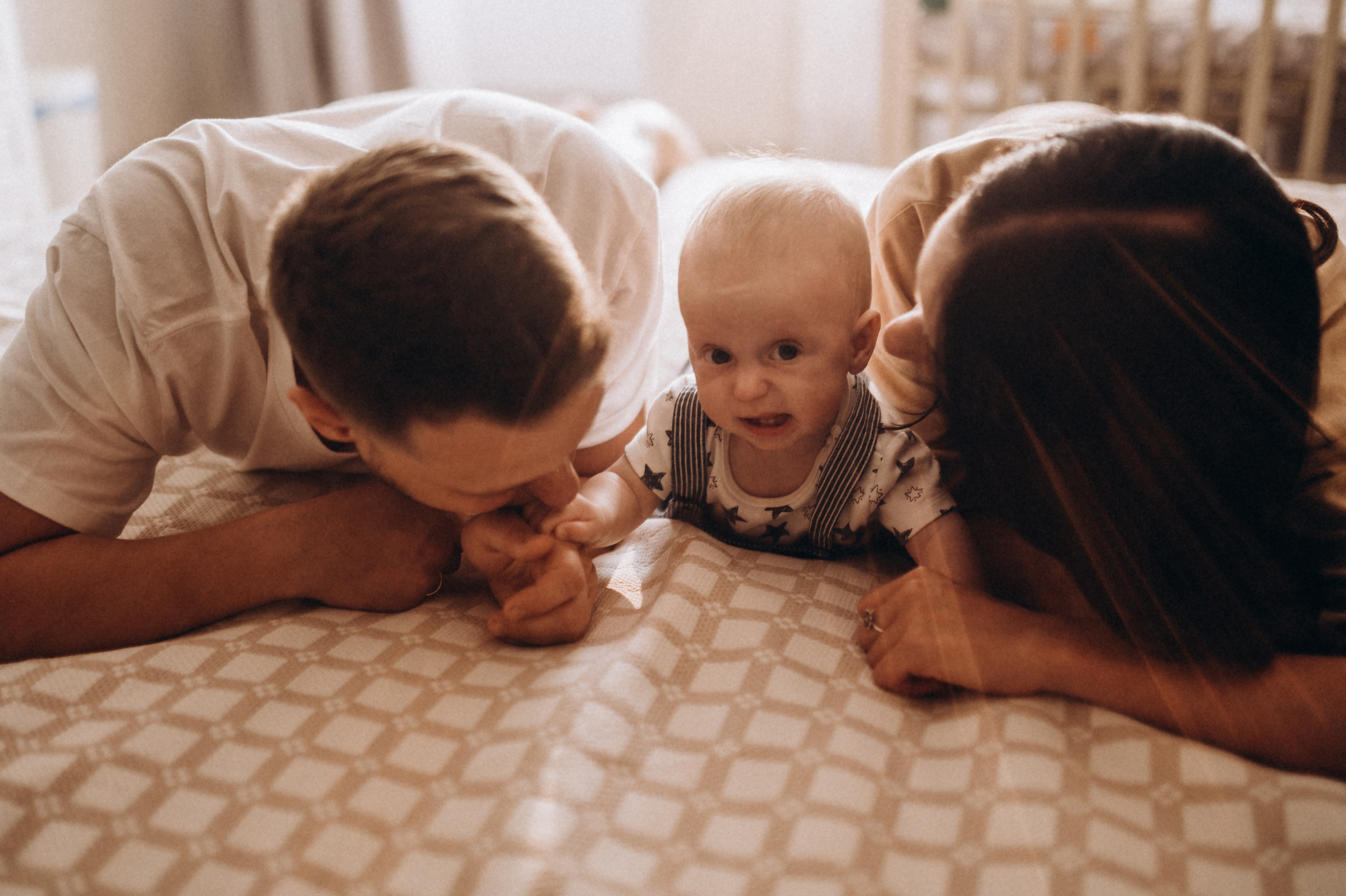 Катюша с семьей, домашняя фотосессия. Фотограф ПИТЕР СПБ Надежда Баранова
